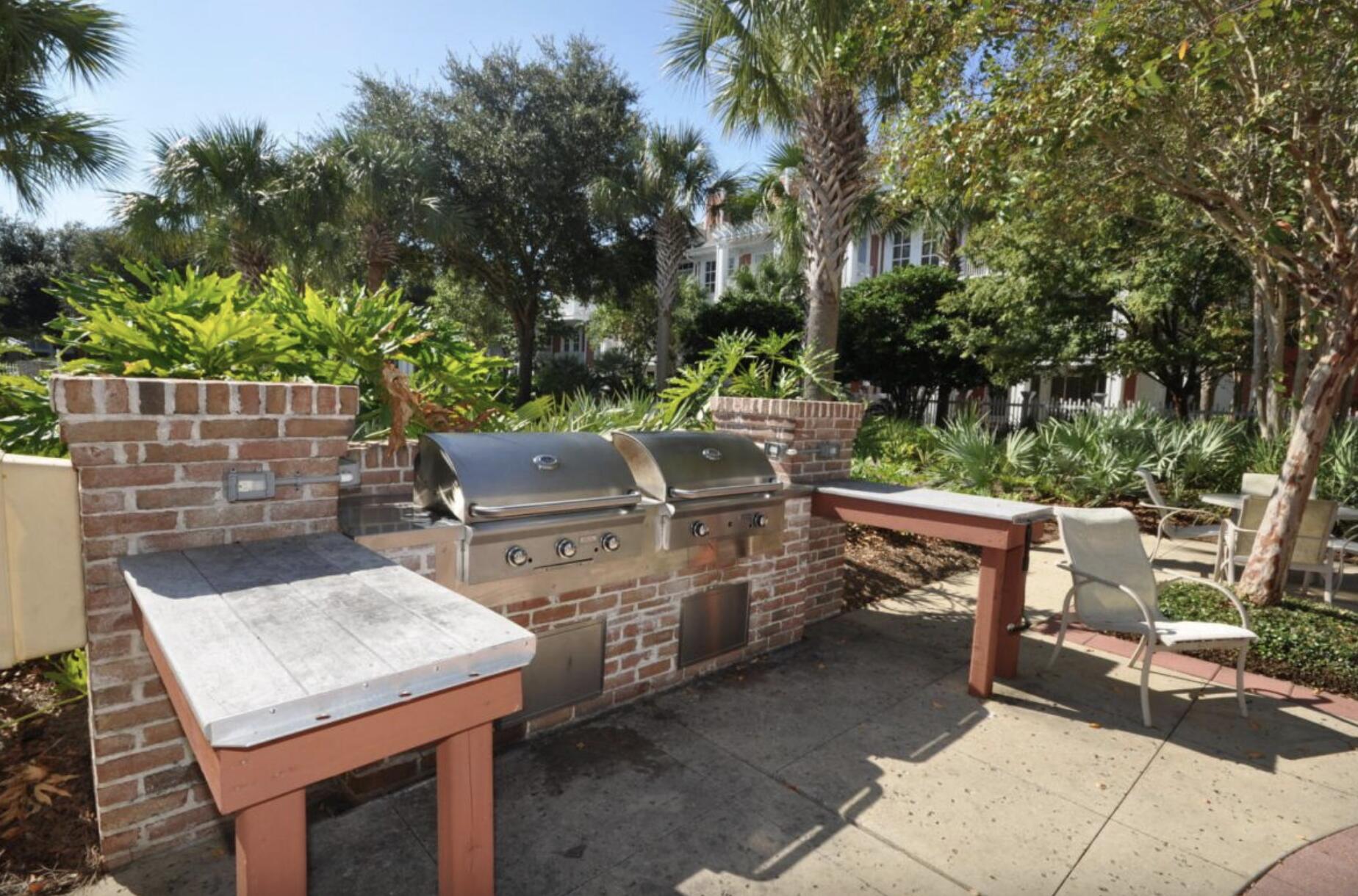 Pilot House - Residential