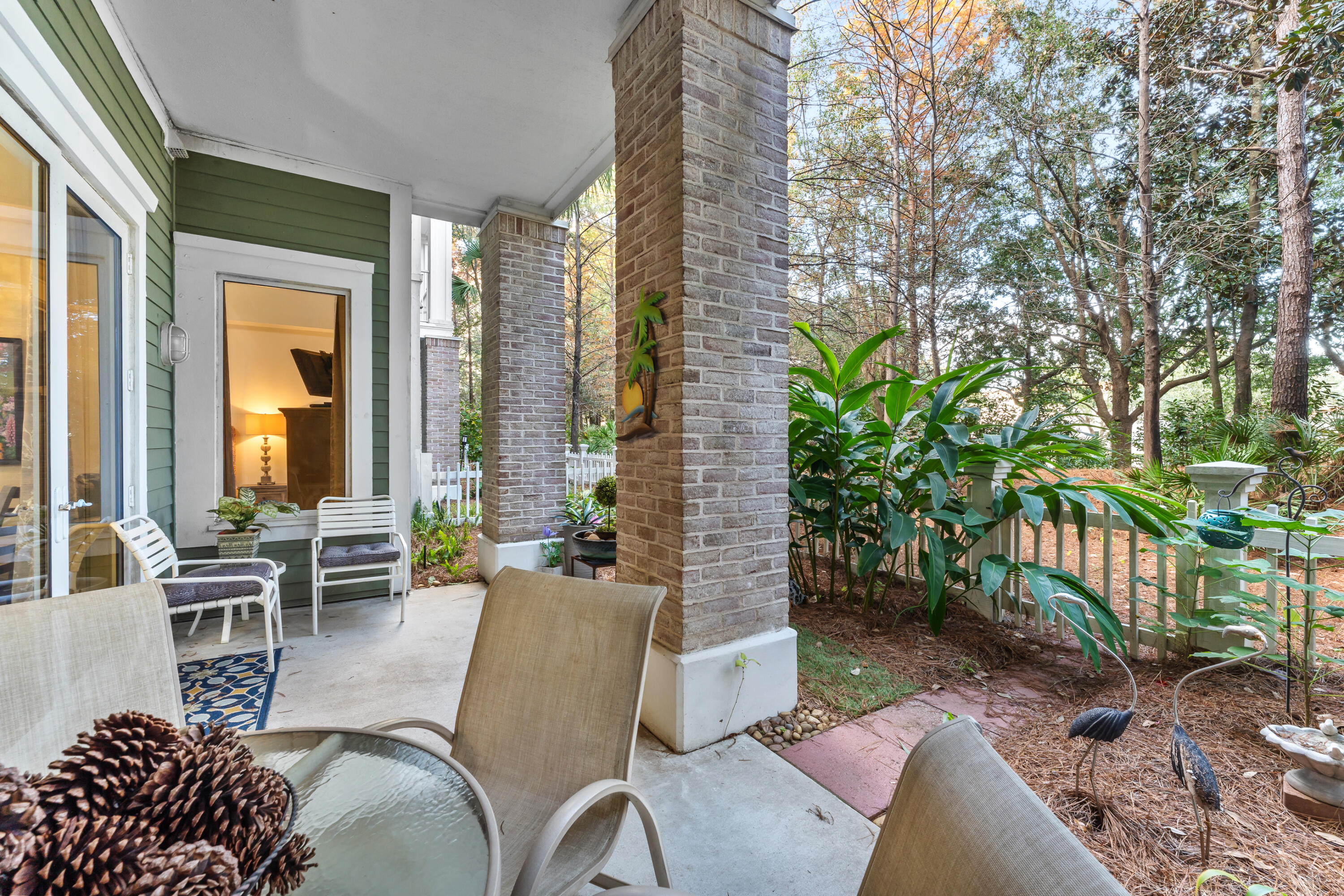 Pilot House - Residential