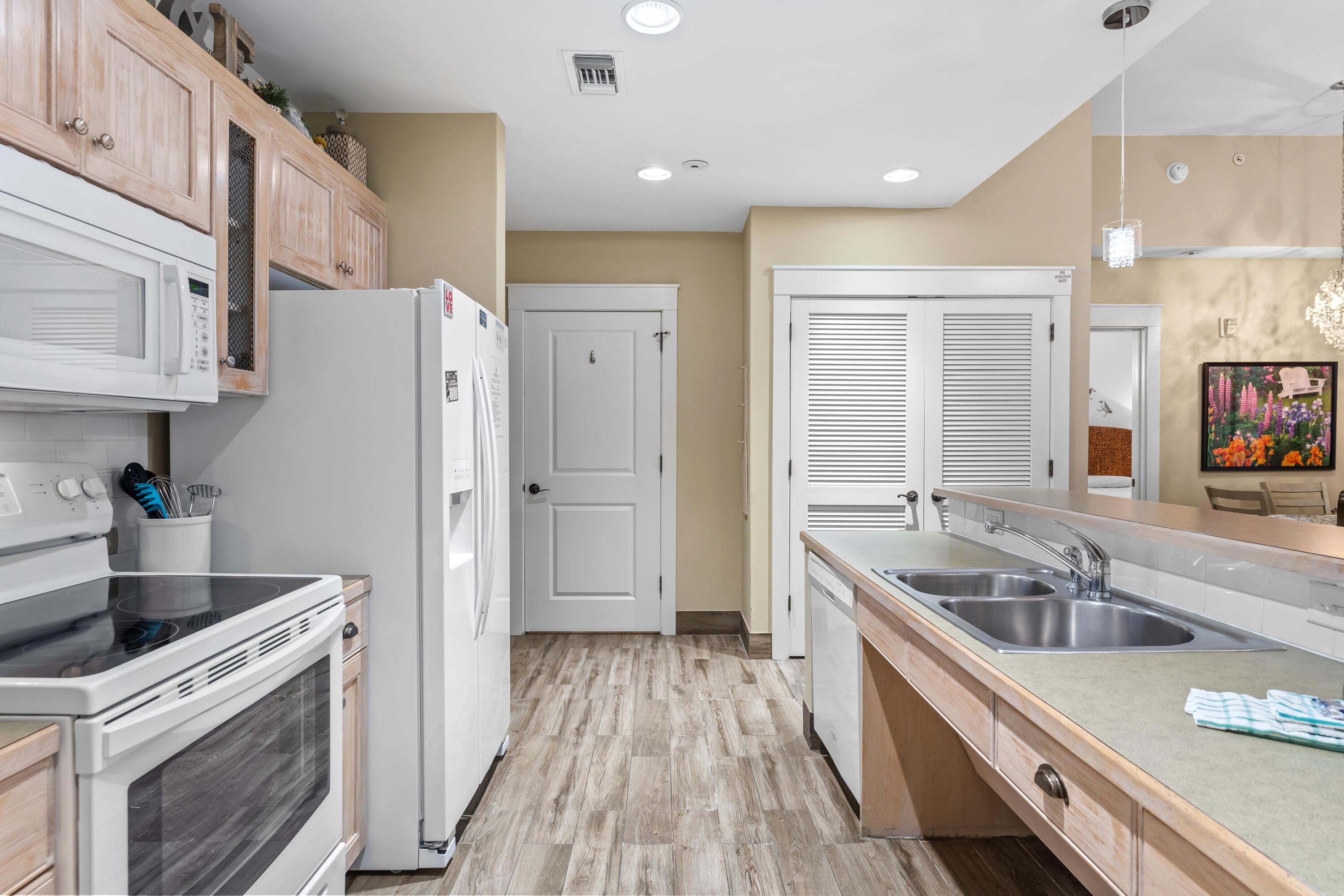 Pilot House - Residential