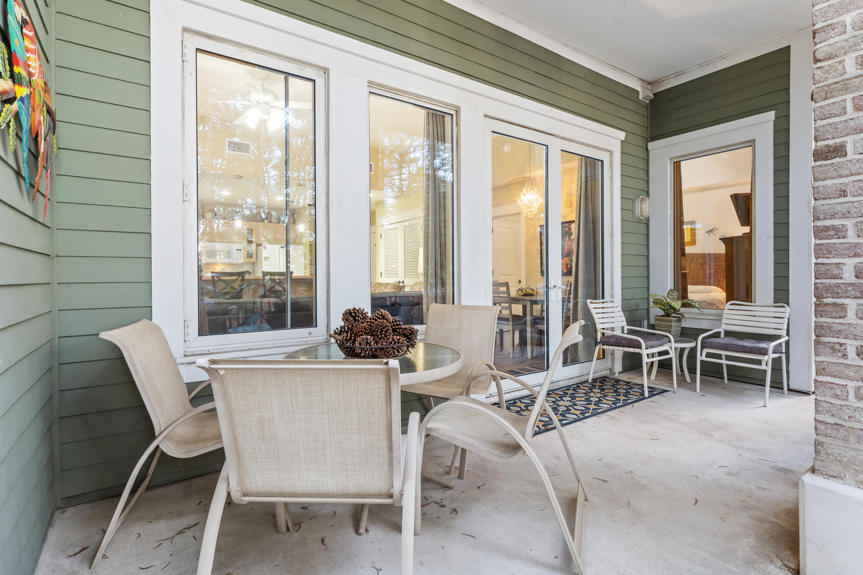 Pilot House - Residential