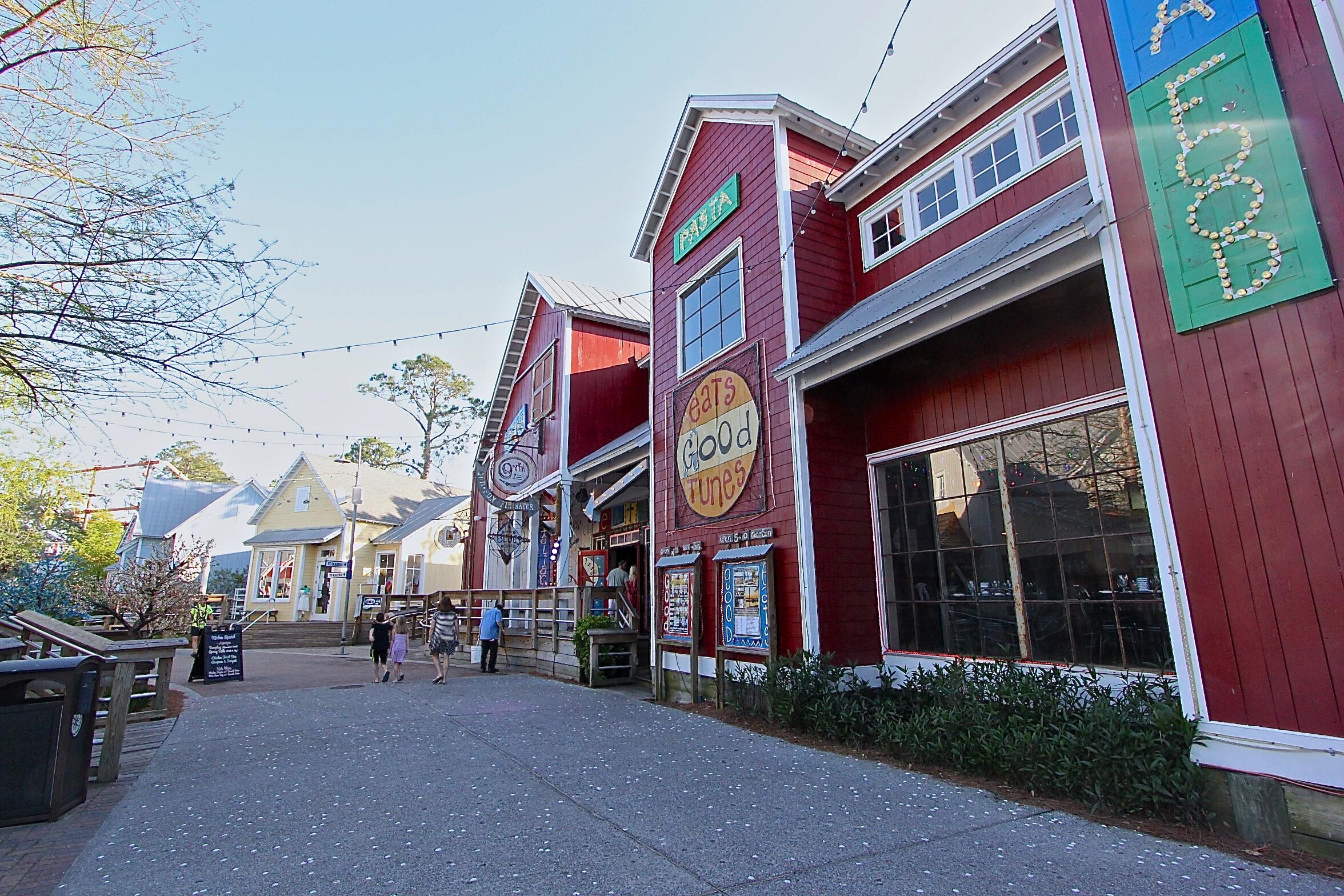 Pilot House - Residential