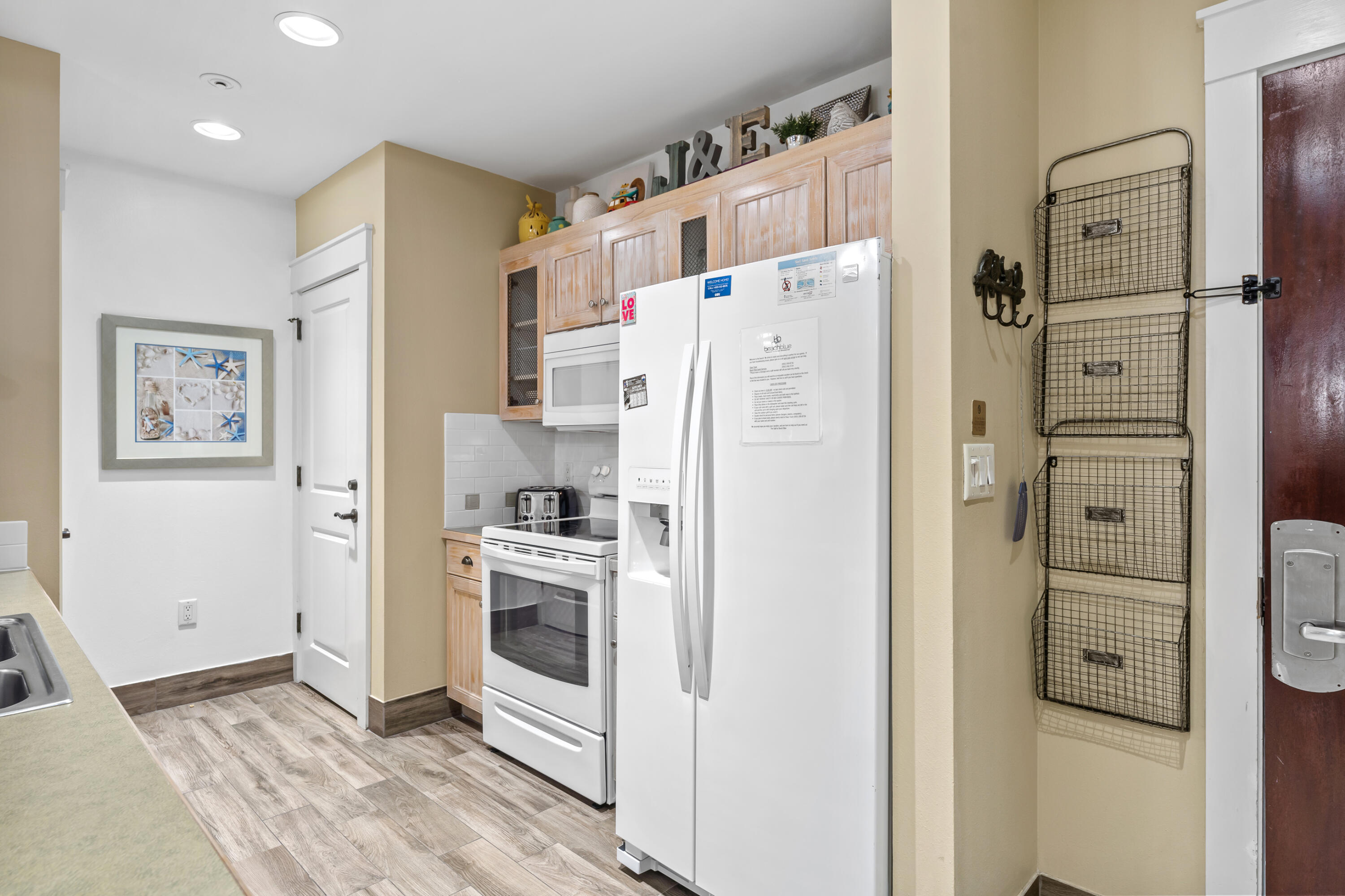 Pilot House - Residential