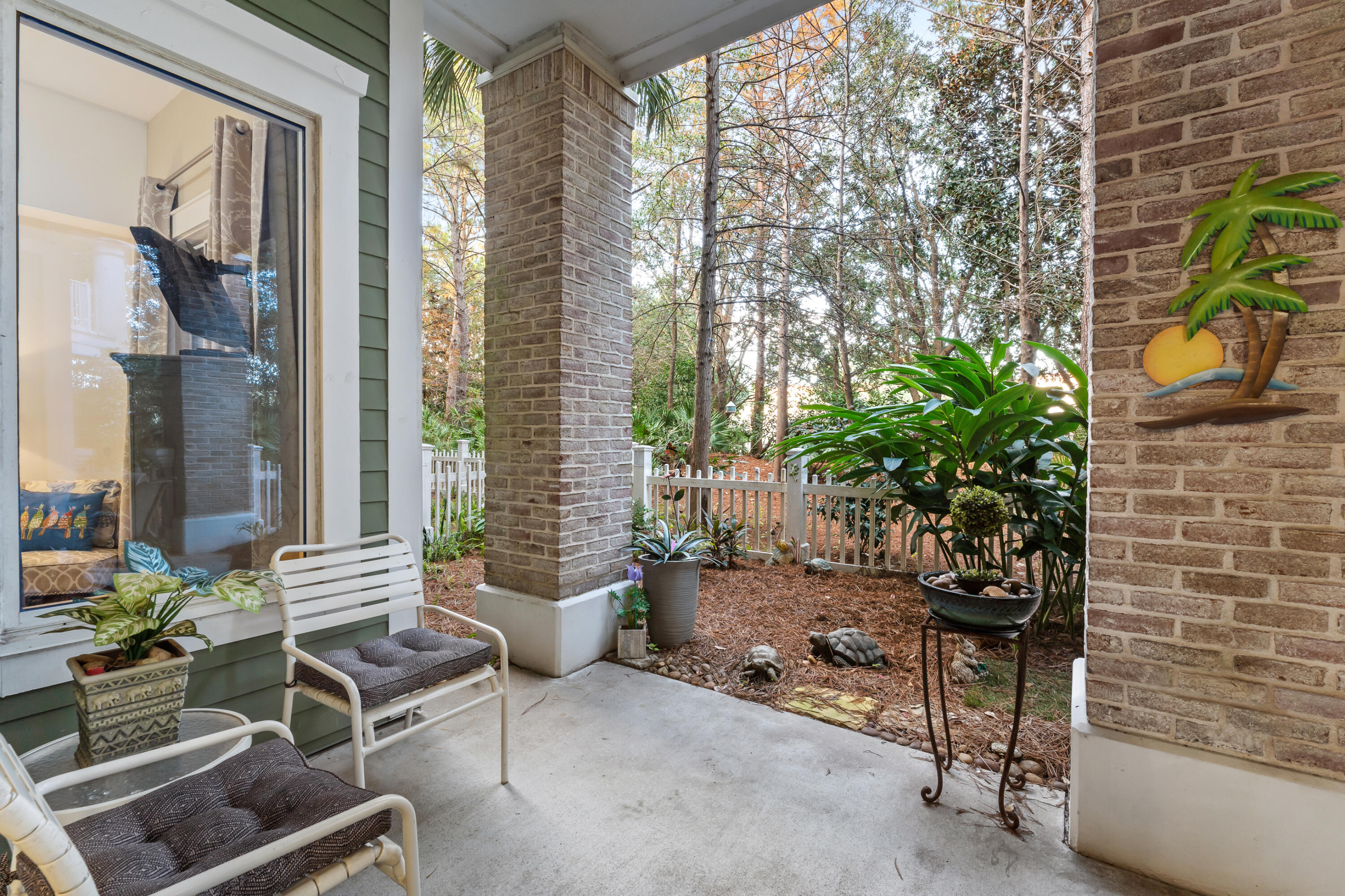 Pilot House - Residential