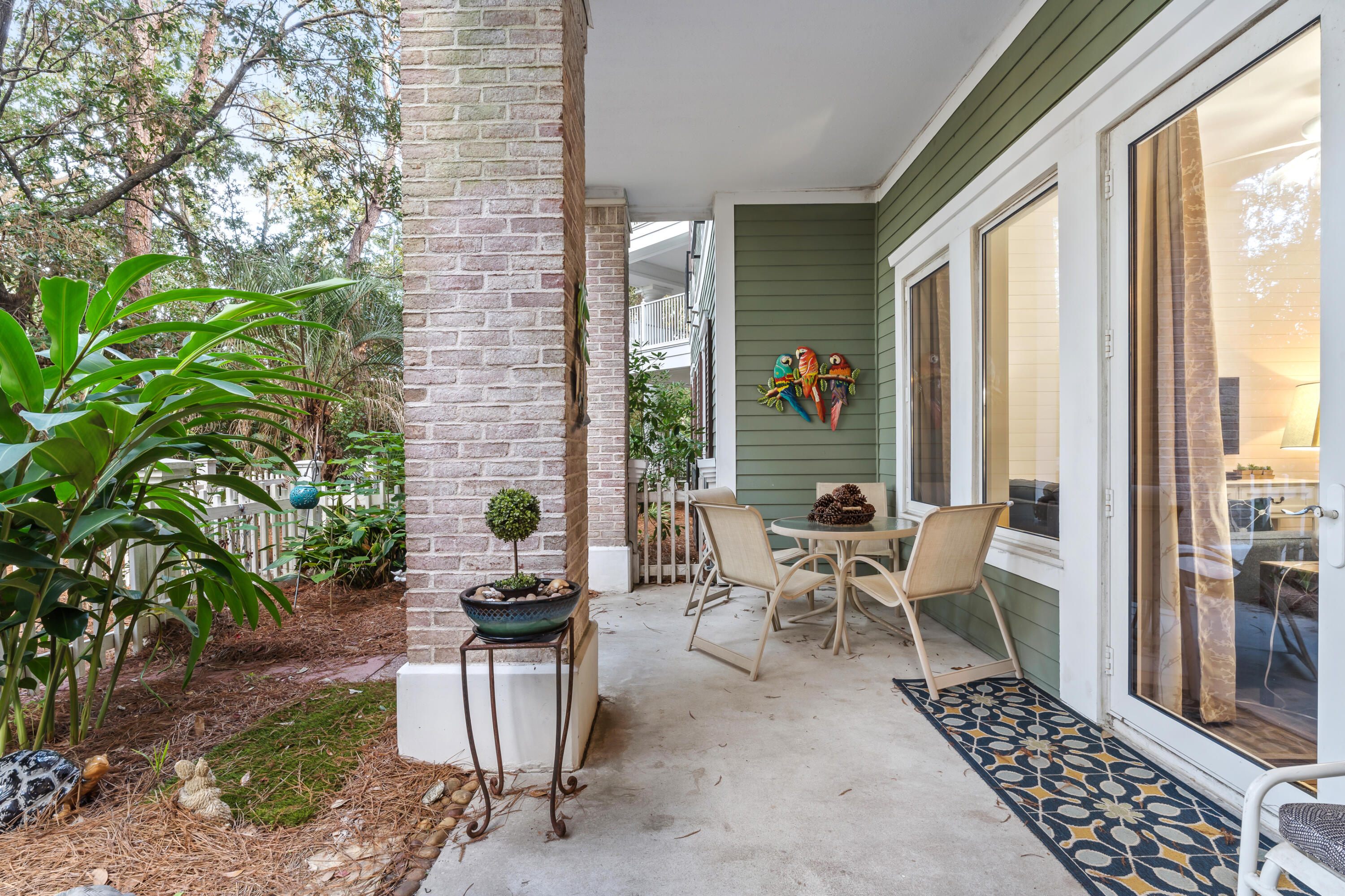 Pilot House - Residential