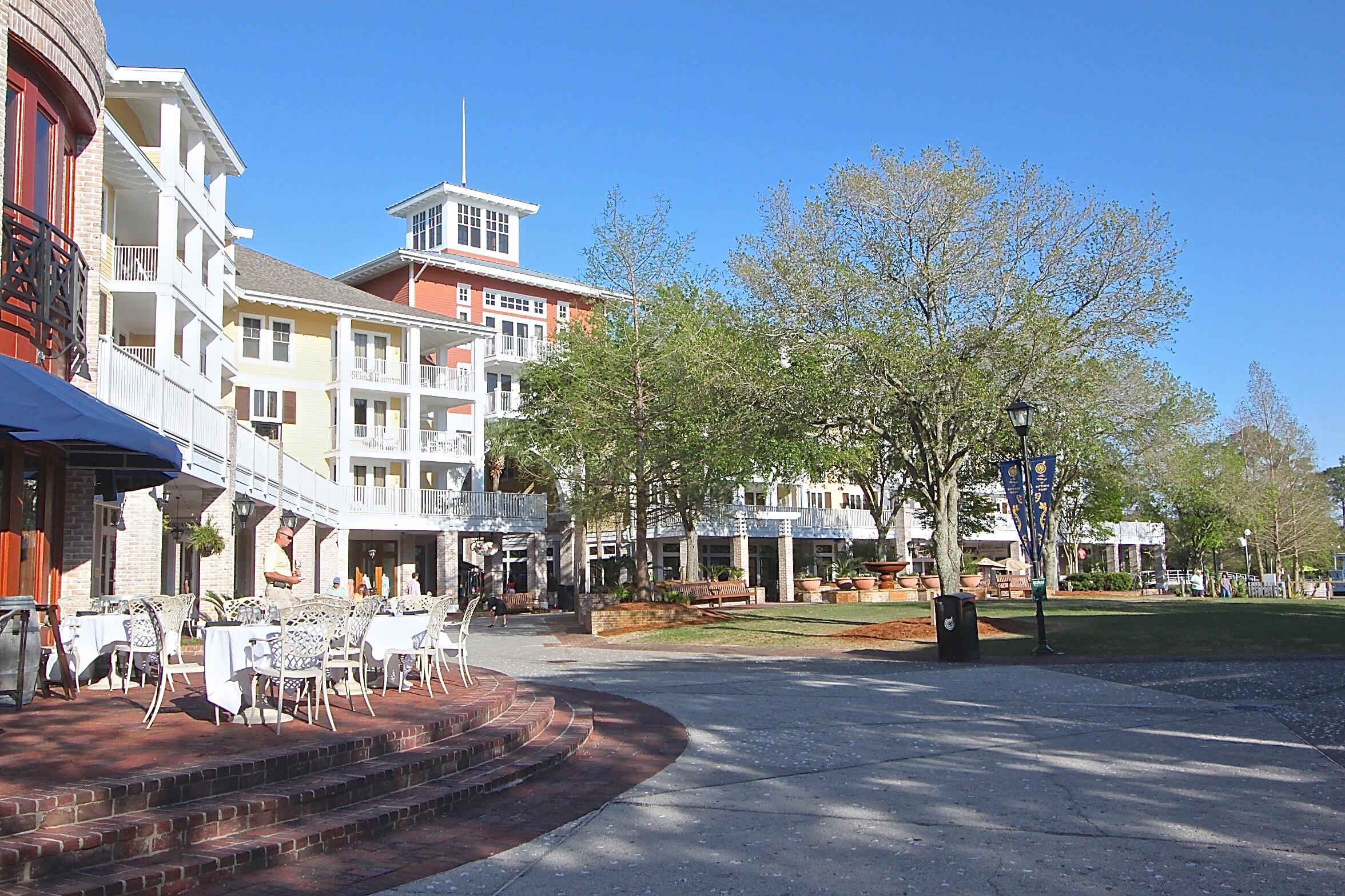 Pilot House - Residential