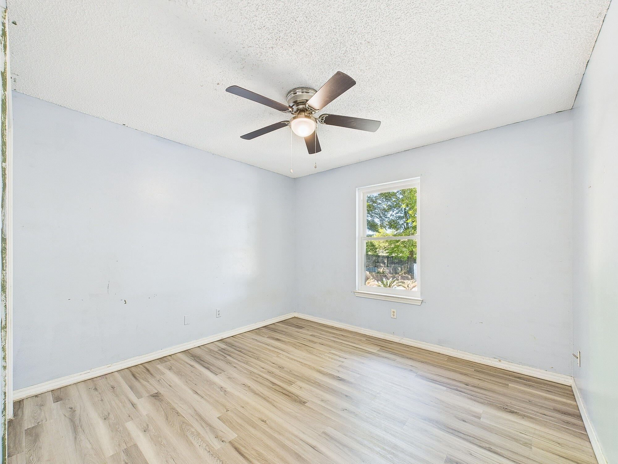 ROLLING HILLS ESTATES - Residential
