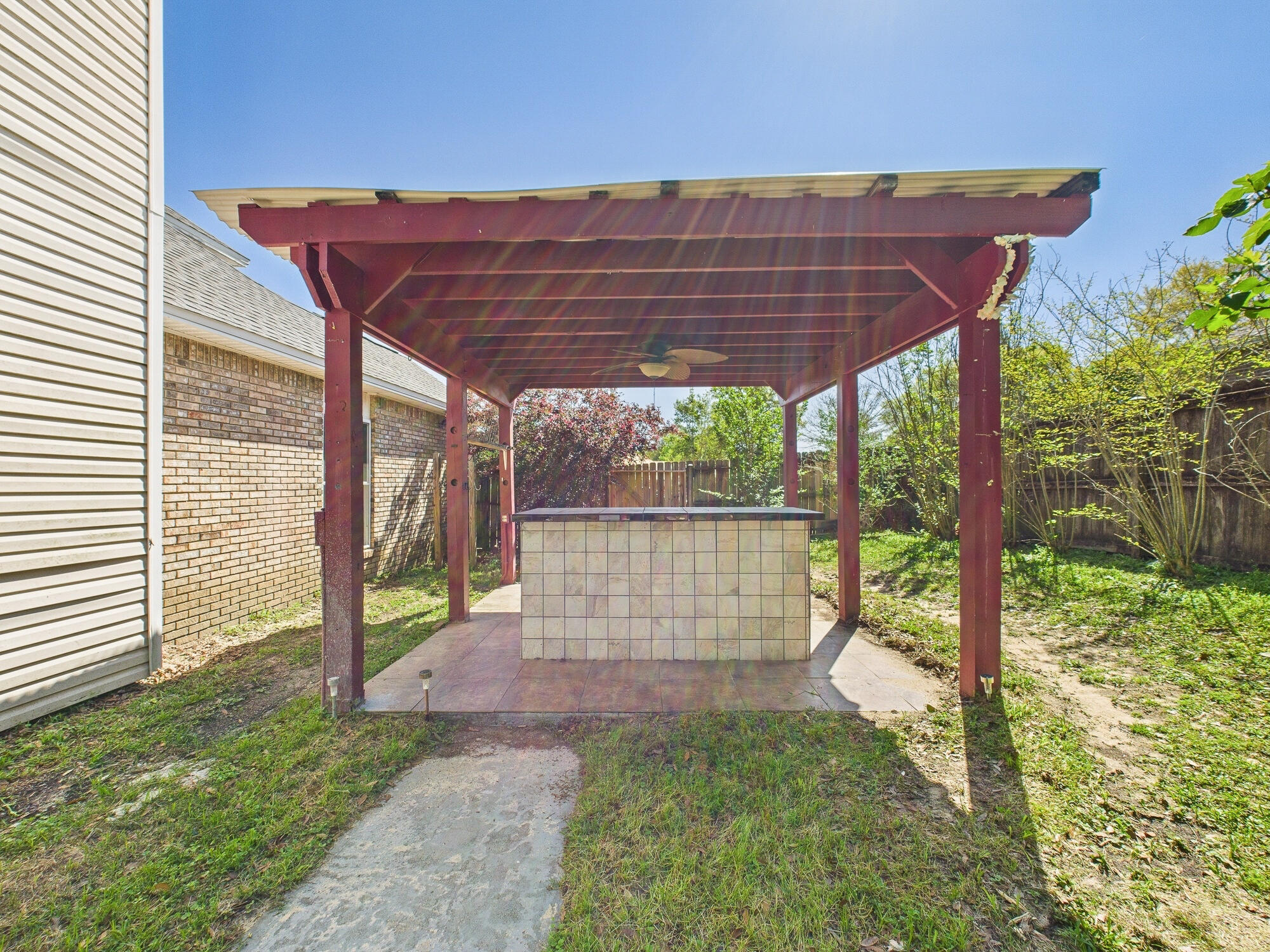 ROLLING HILLS ESTATES - Residential