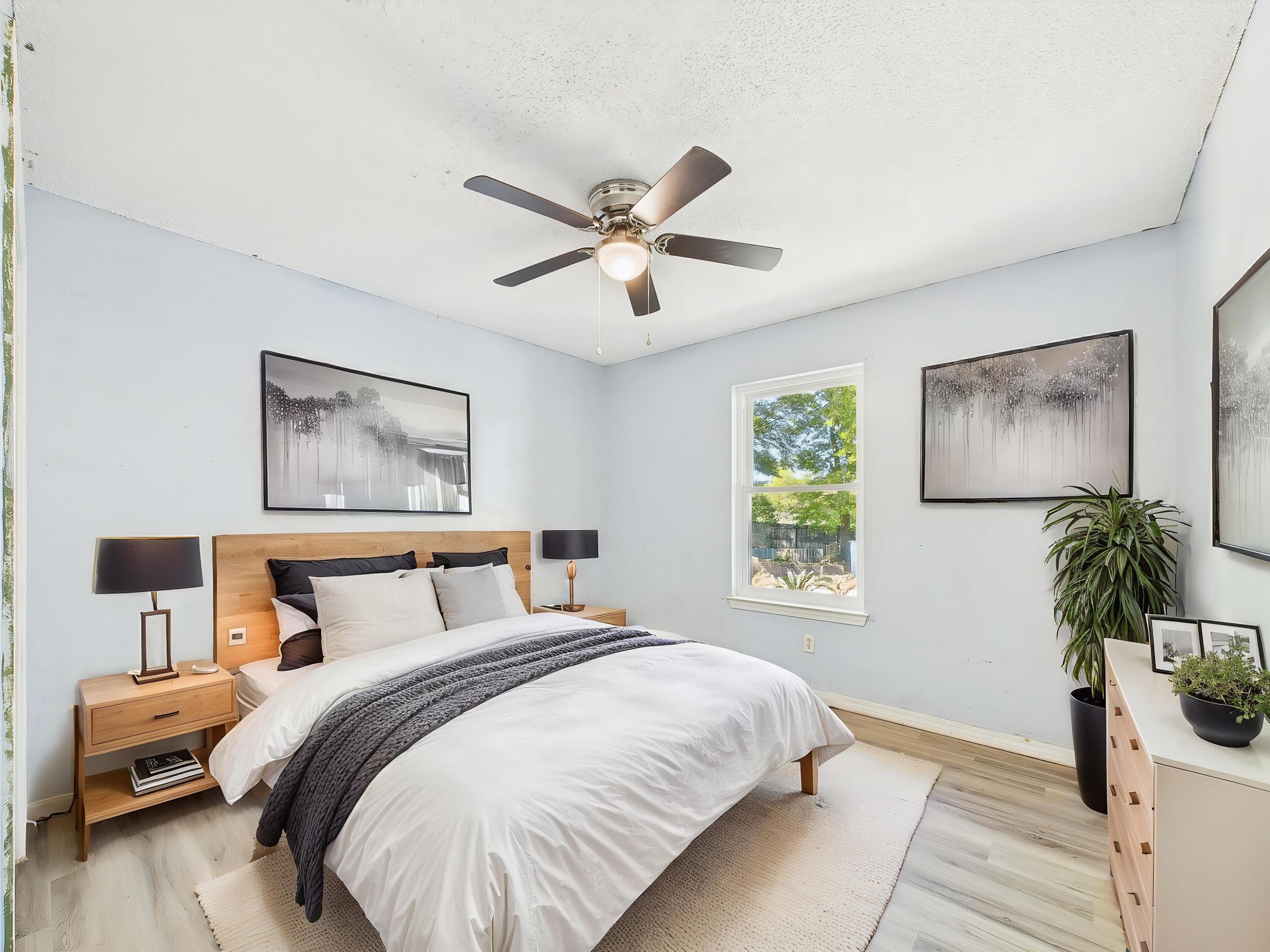ROLLING HILLS ESTATES - Residential