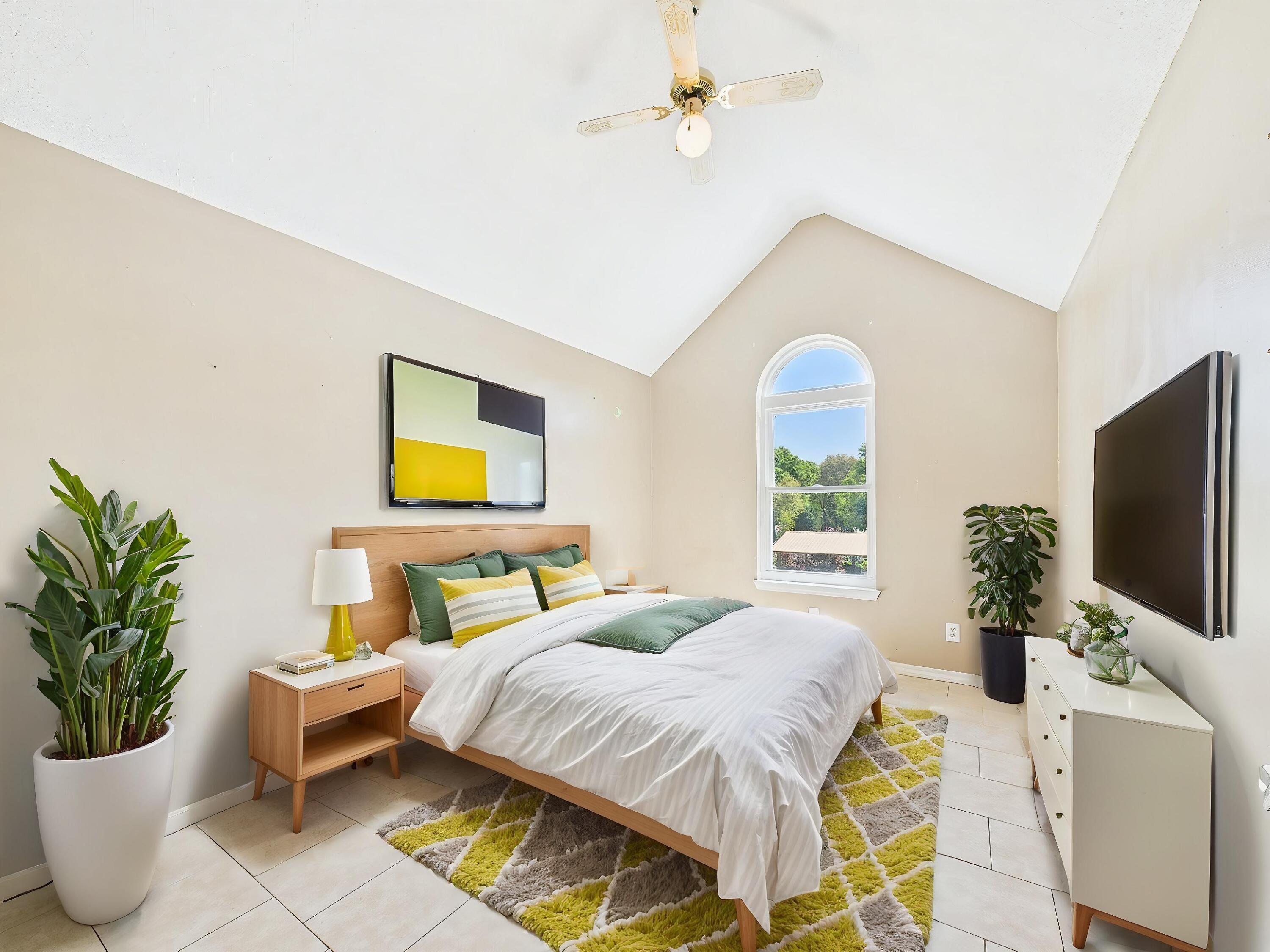 ROLLING HILLS ESTATES - Residential