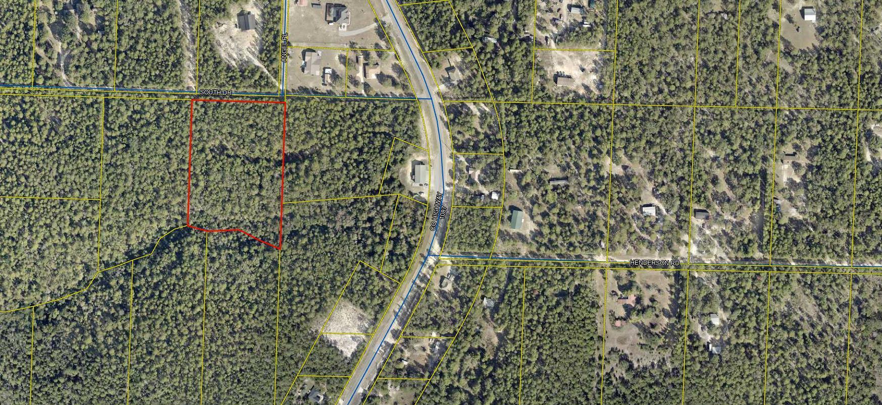 4.01 wooded acres on paved road with Mossy Head Water available.