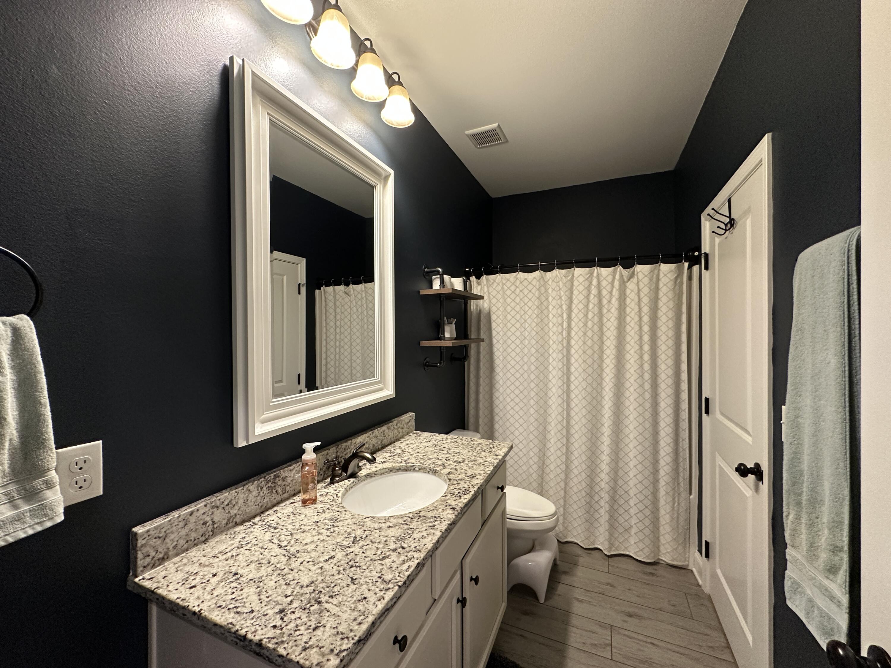Vieux Carre' - Residential Lease