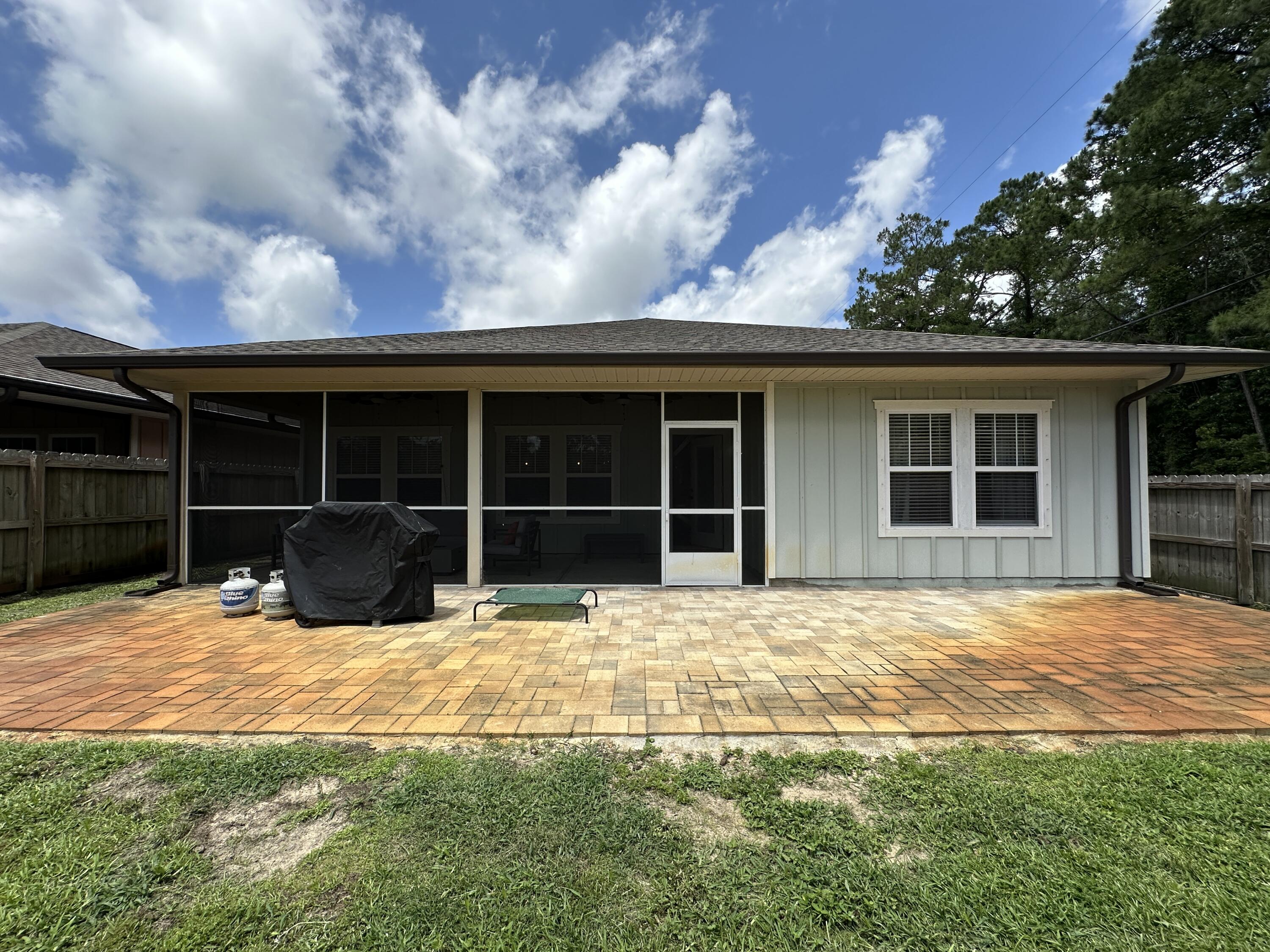 Vieux Carre' - Residential Lease