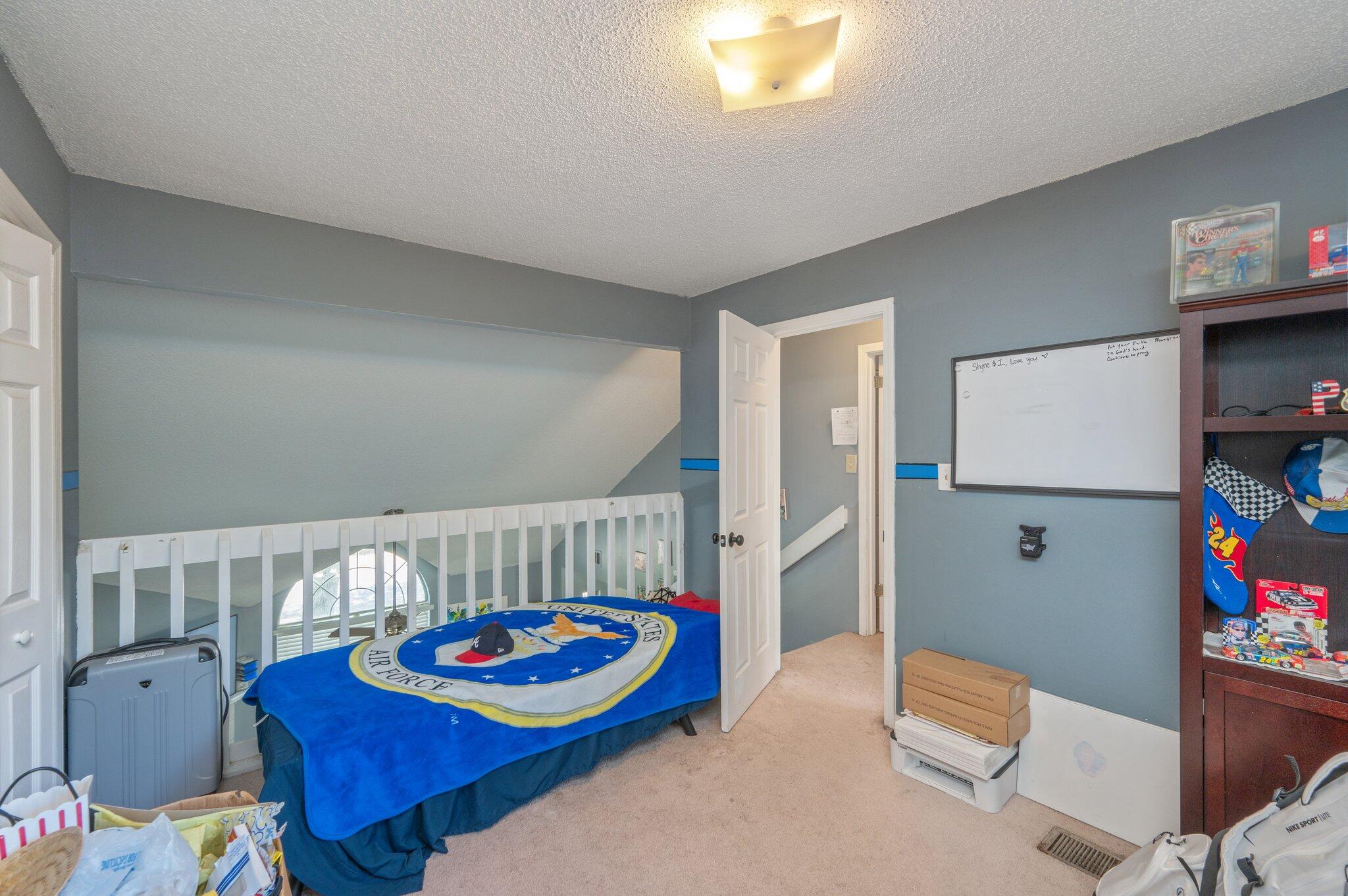 BRISTOL PARK - Residential
