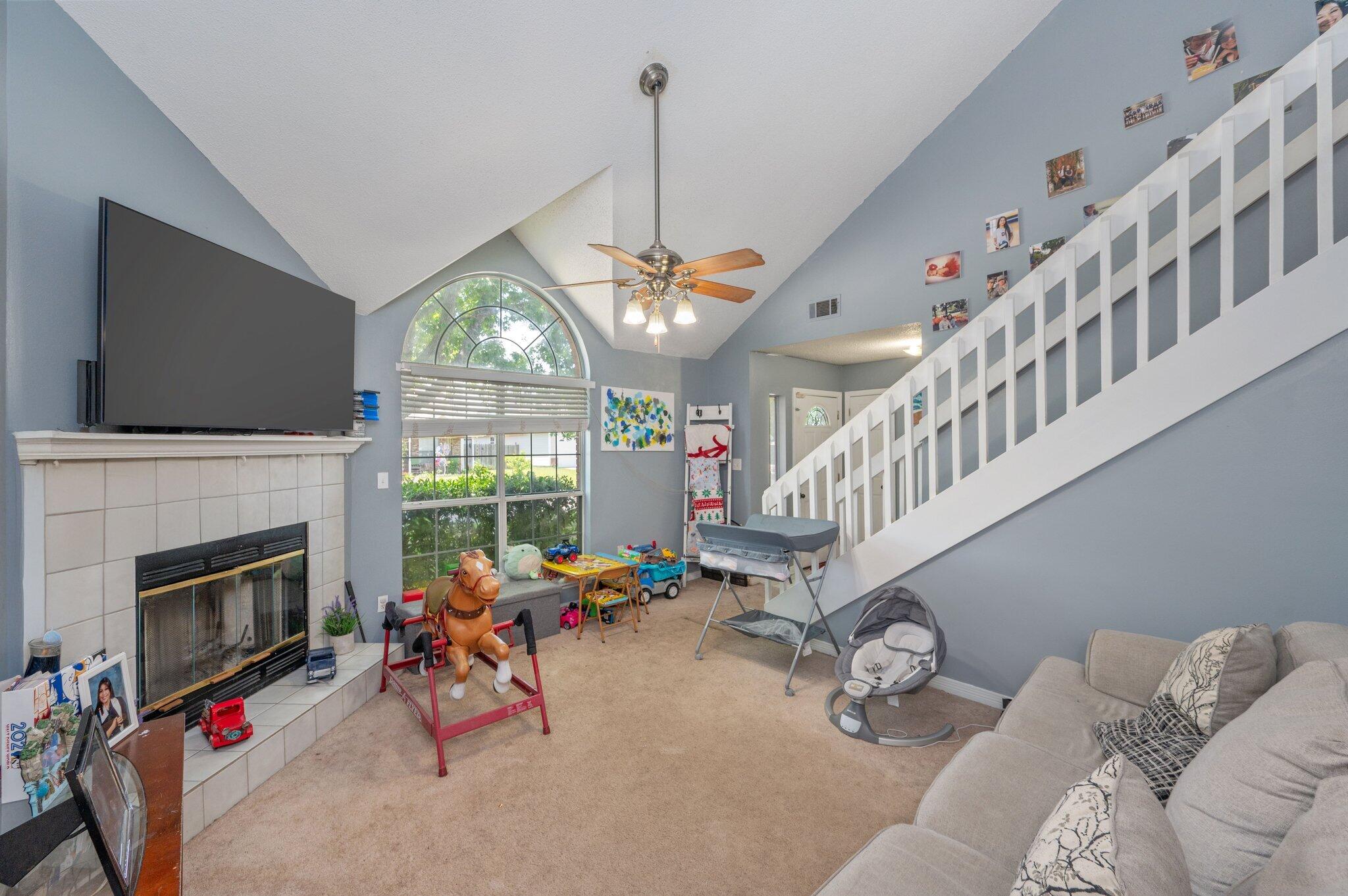 BRISTOL PARK - Residential