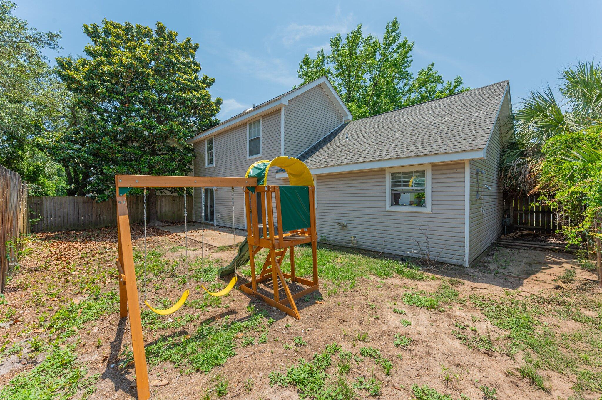 BRISTOL PARK - Residential