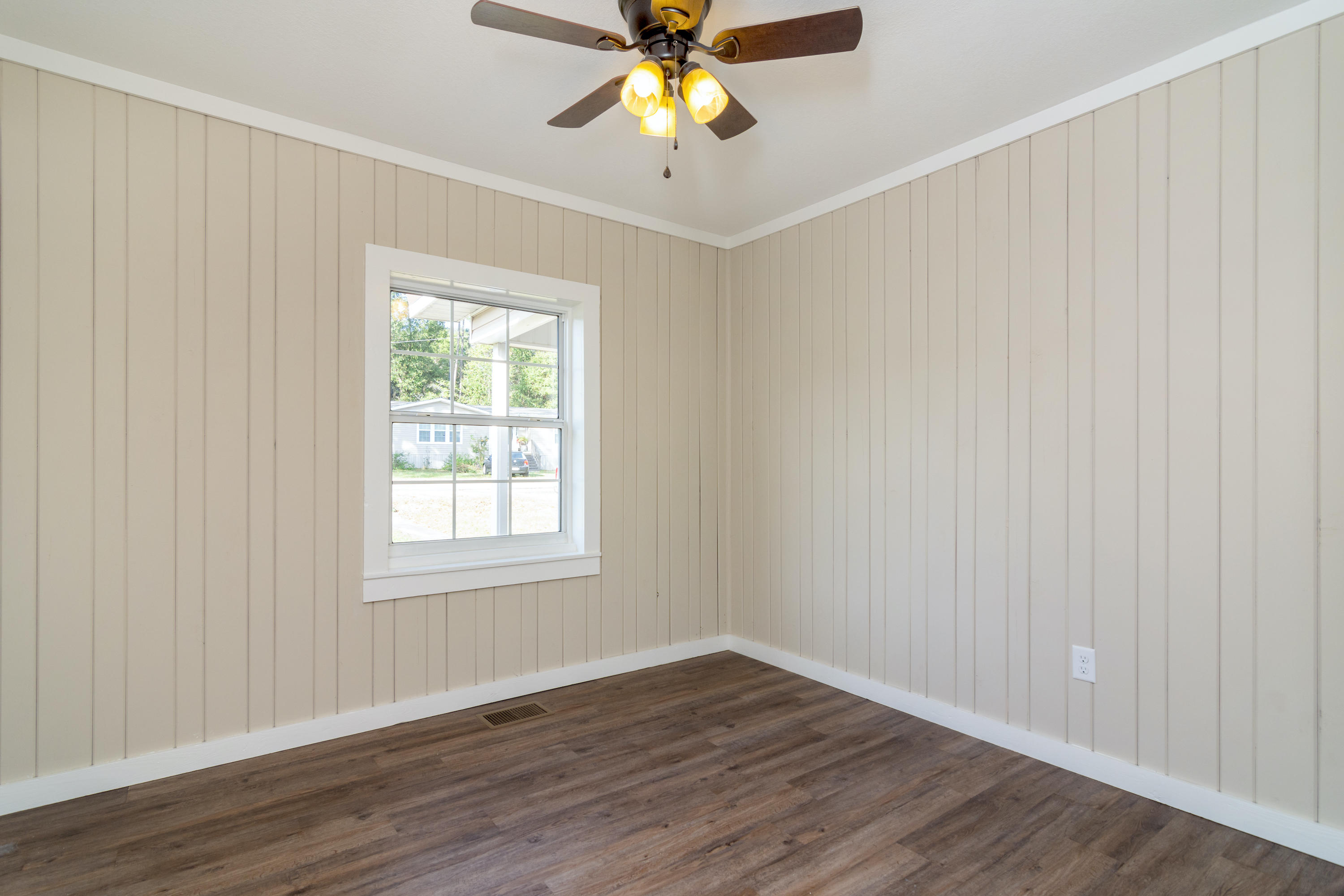 OAKDALE MIN/FARMS - Residential