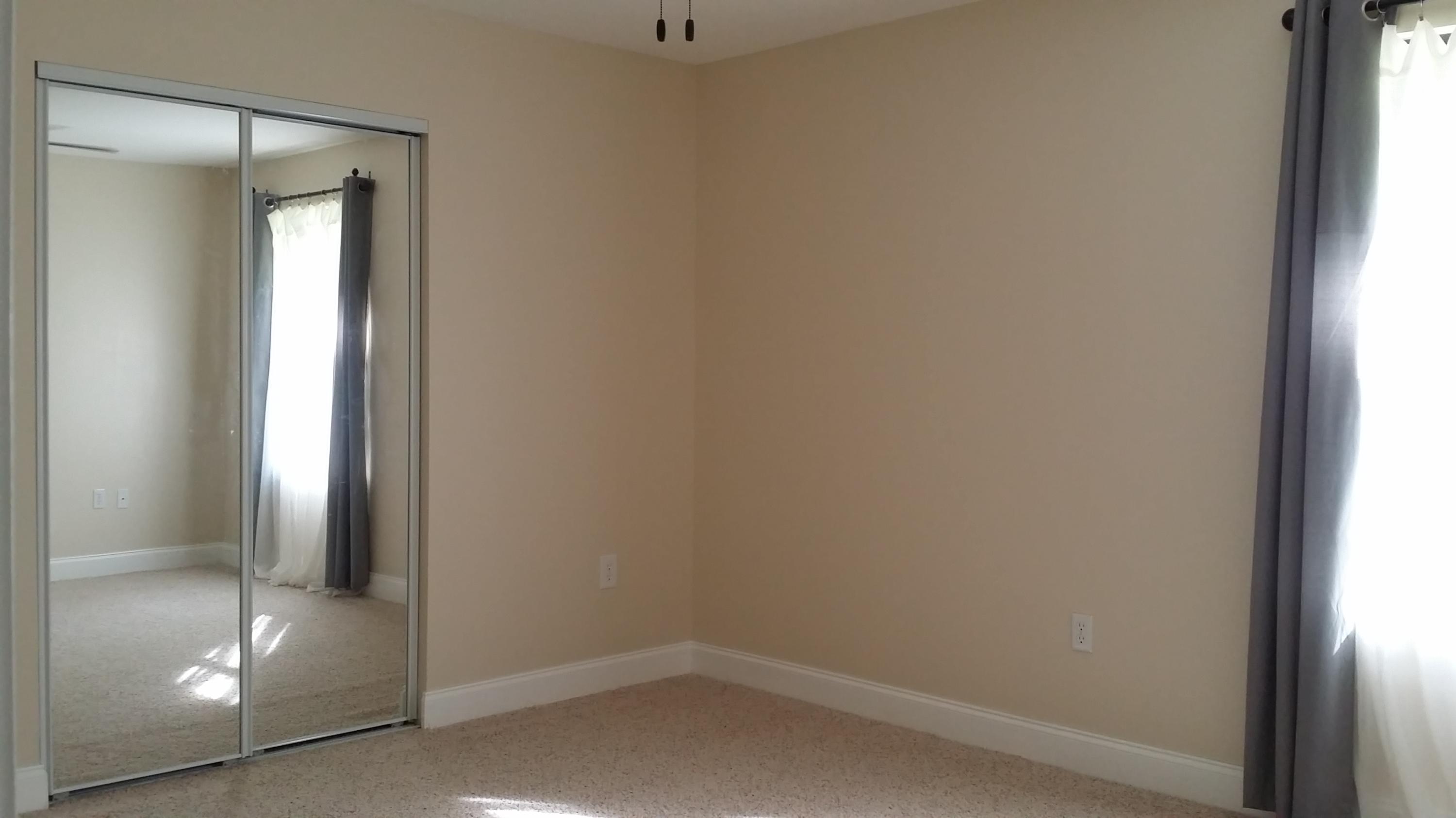 HOLLY HILLS - Residential