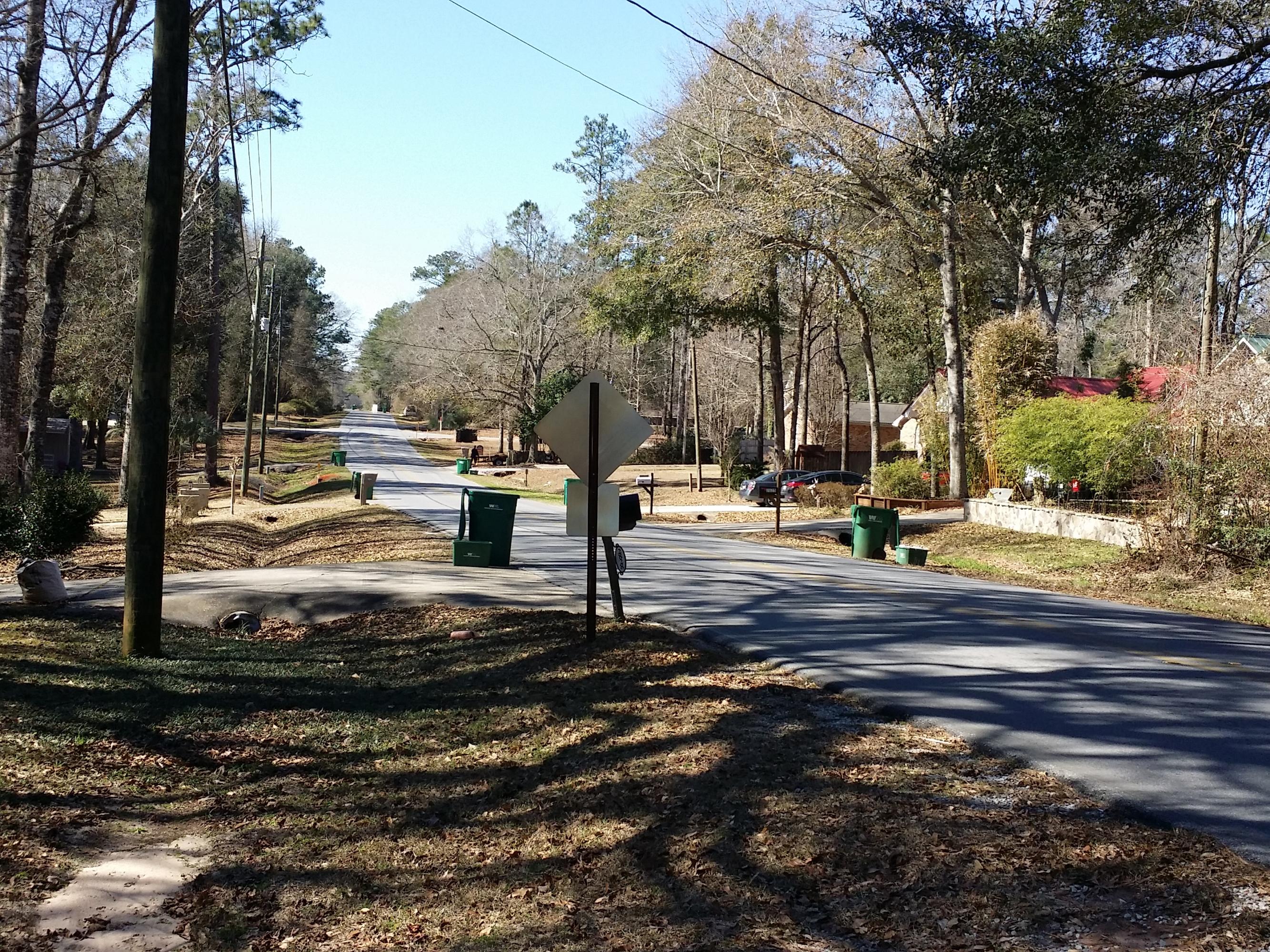 HOLLY HILLS - Residential