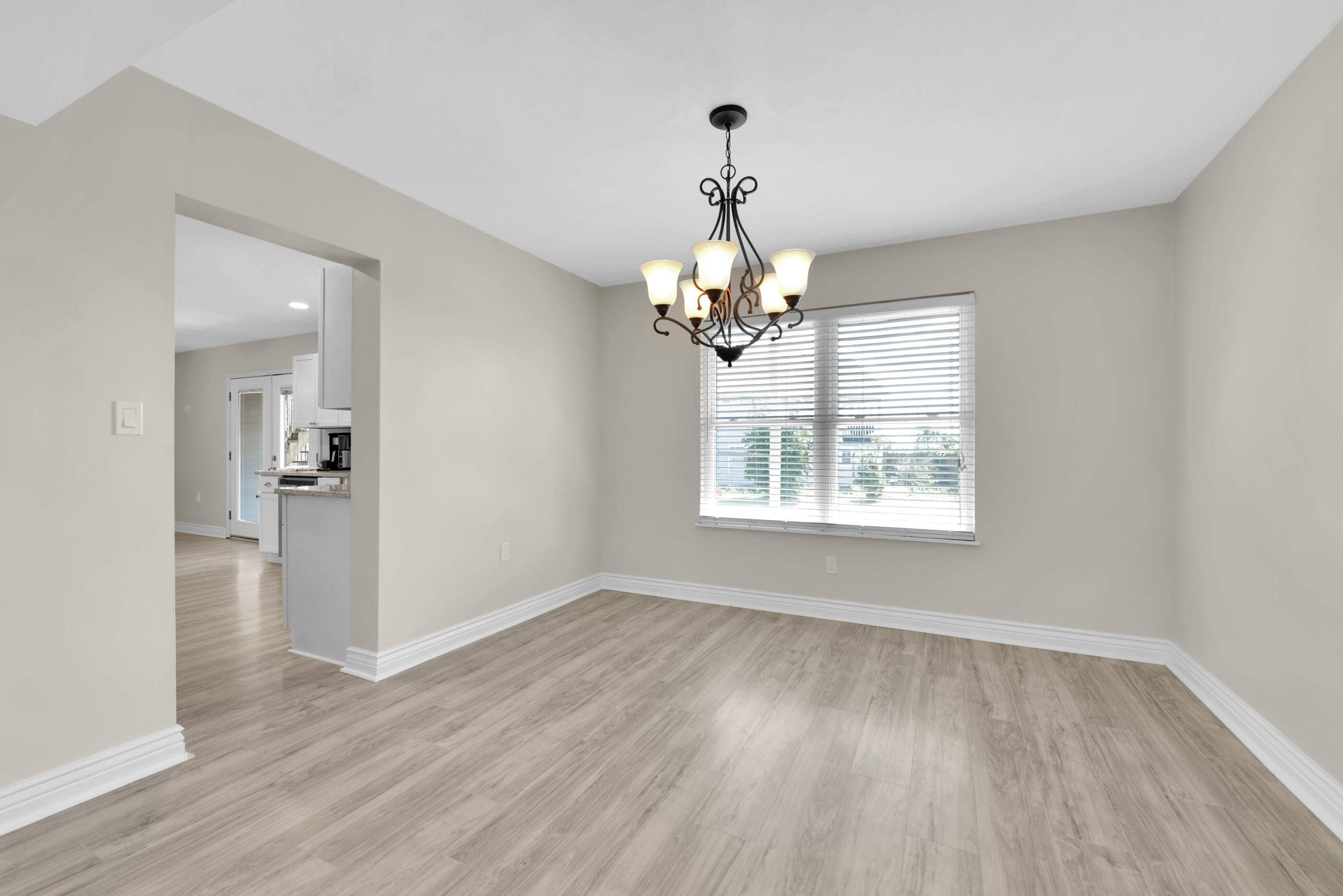 CHATEAU PRES DE LA MER - Residential