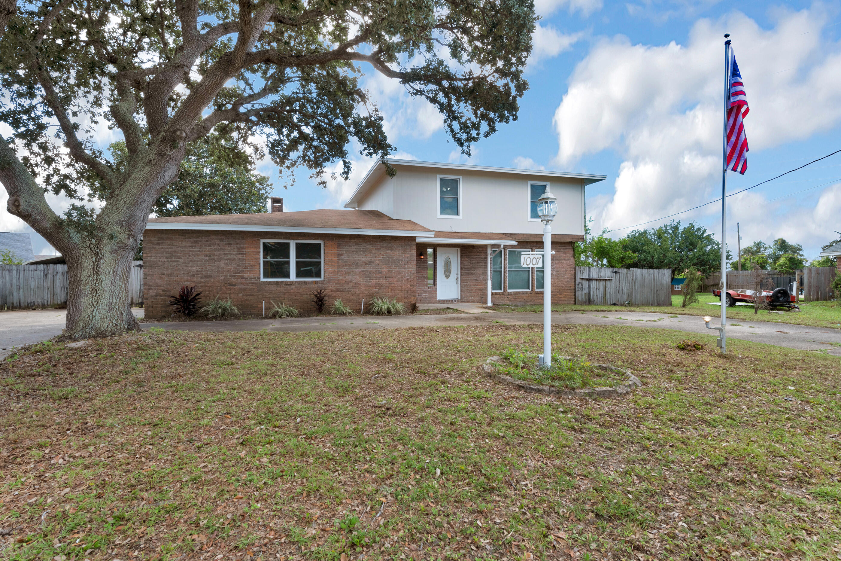 CHATEAU PRES DE LA MER - Residential