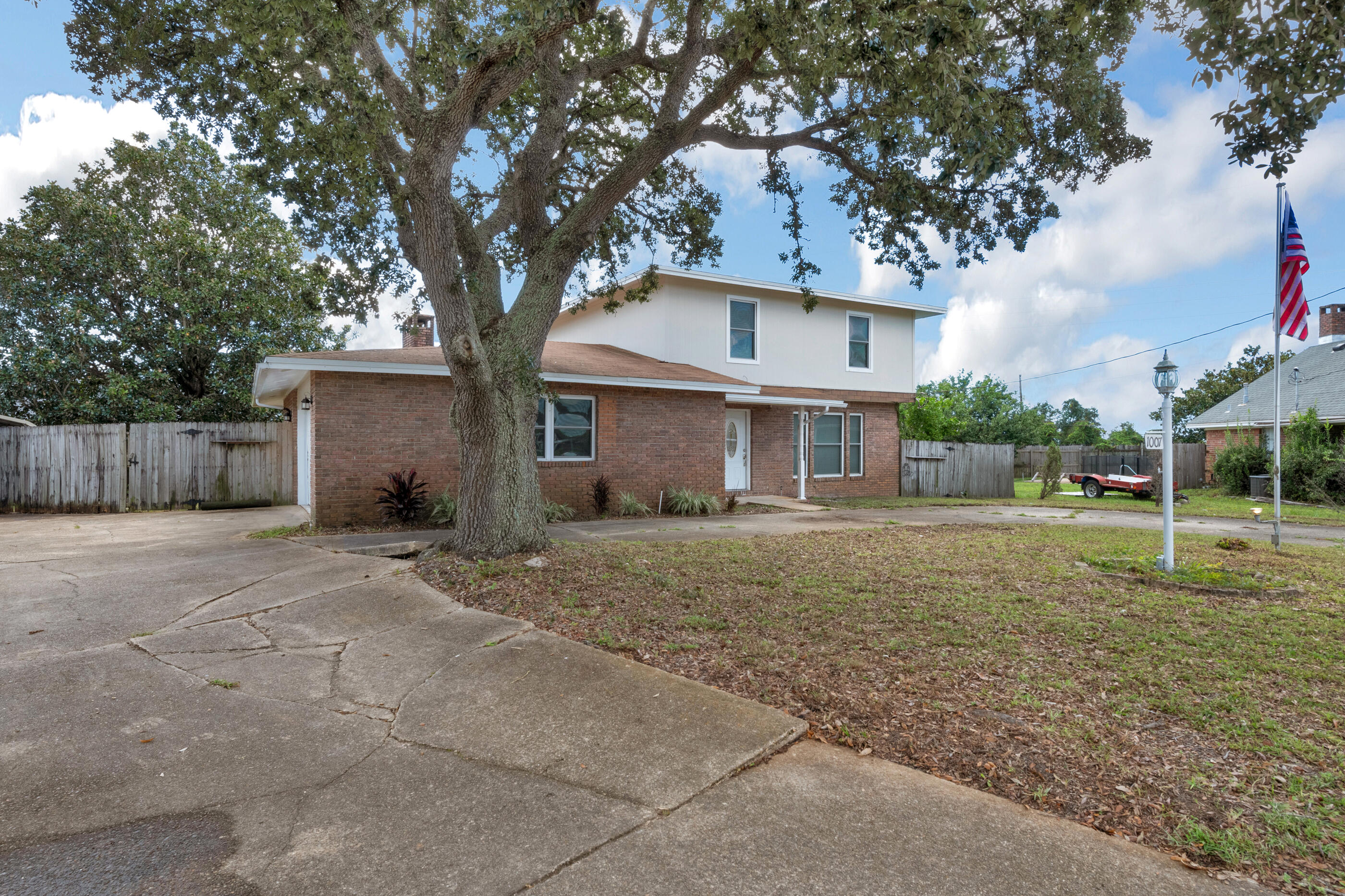 CHATEAU PRES DE LA MER - Residential