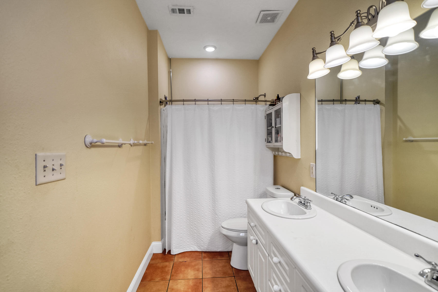 DAUGHETTES AMENDED - Residential