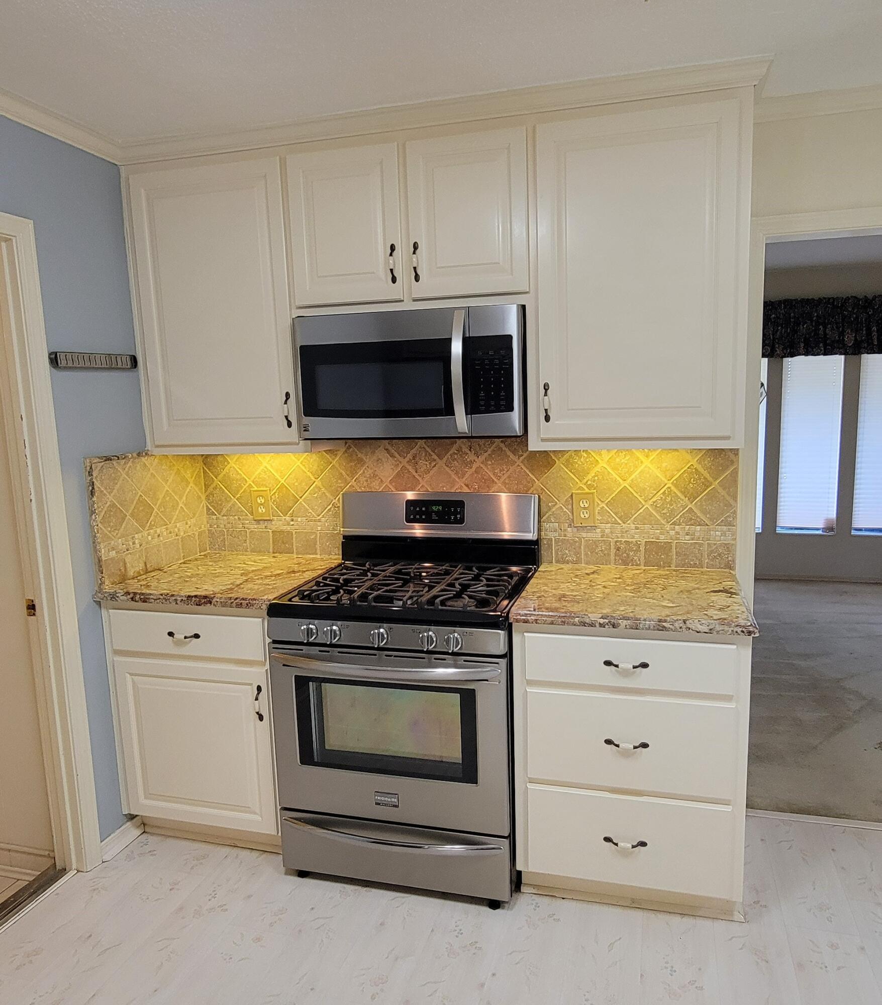 CHATEAUGUAY LOT 12 - Residential