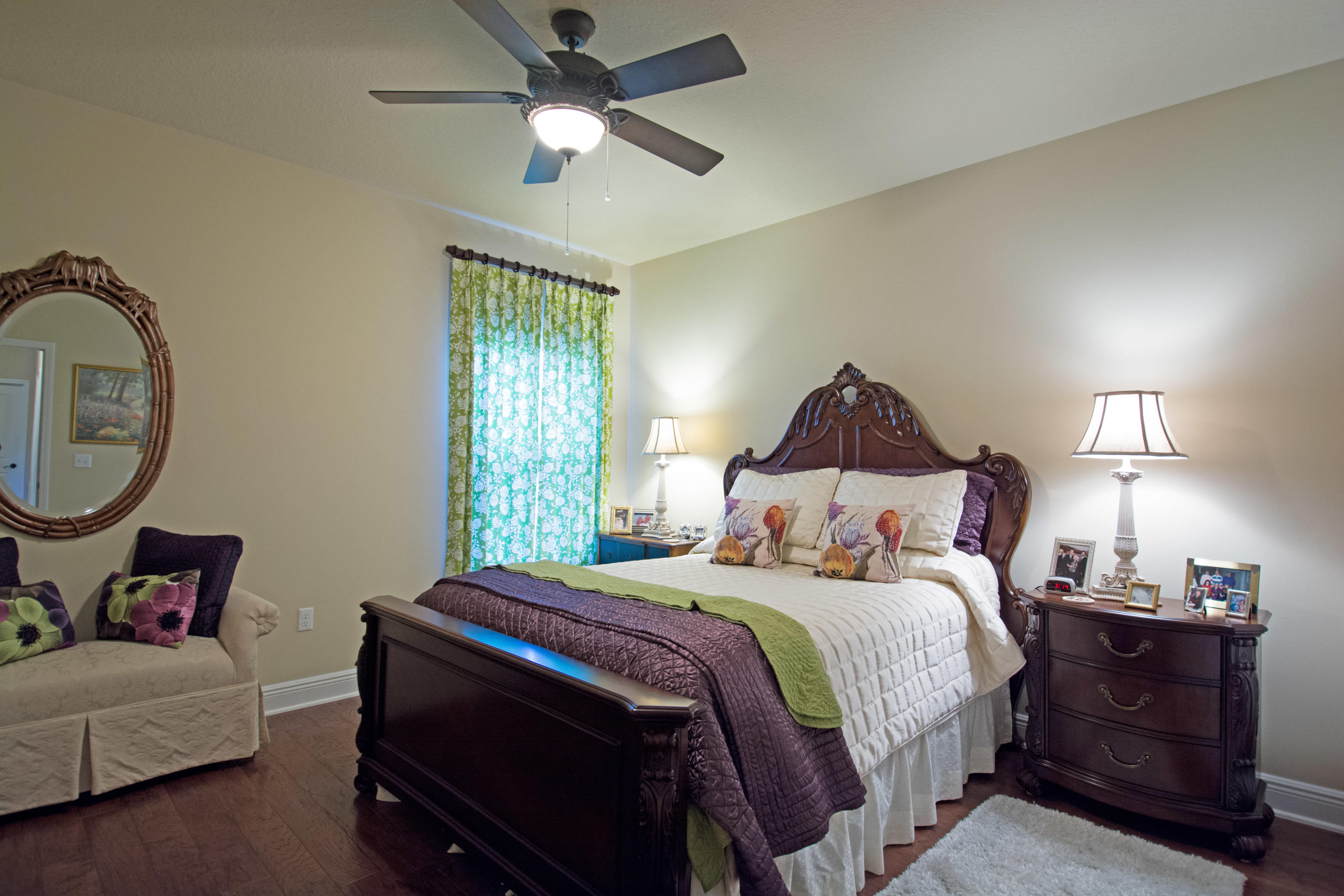 WHISPERING LAKE - Residential