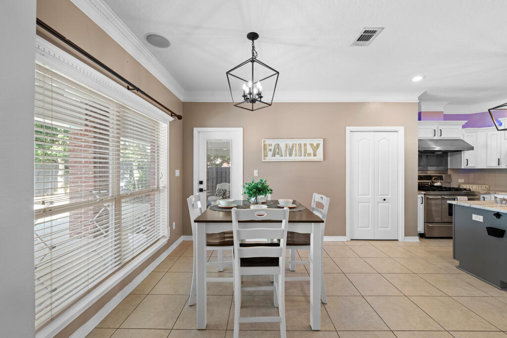 BRIDGEPORT COLONY - Residential