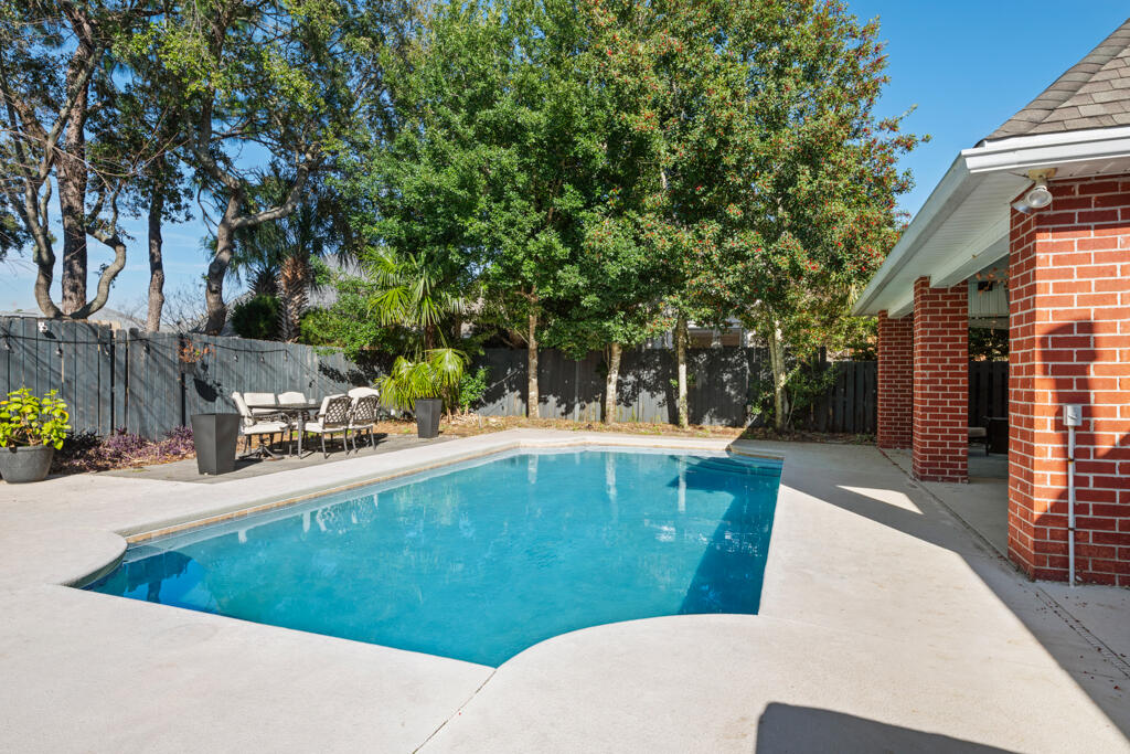 BRIDGEPORT COLONY - Residential
