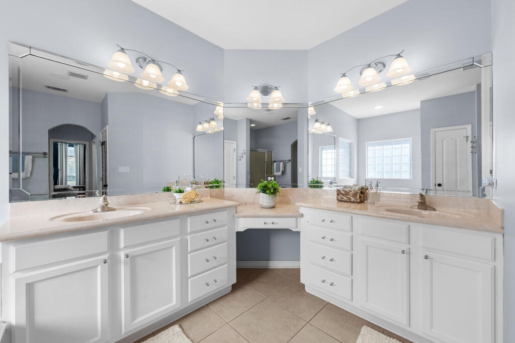 BRIDGEPORT COLONY - Residential