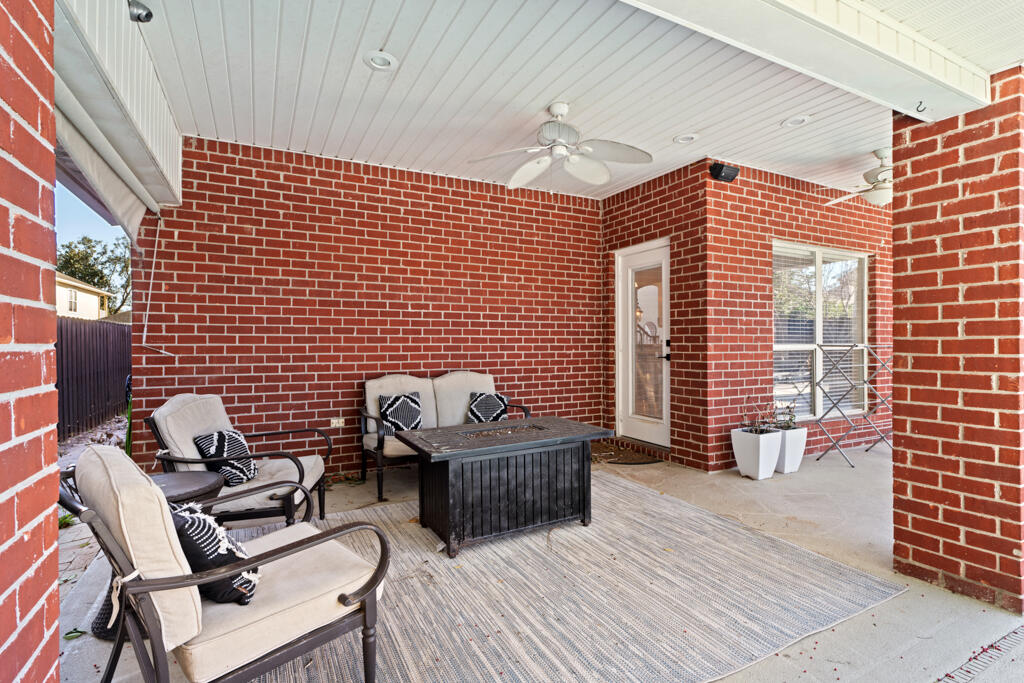 BRIDGEPORT COLONY - Residential