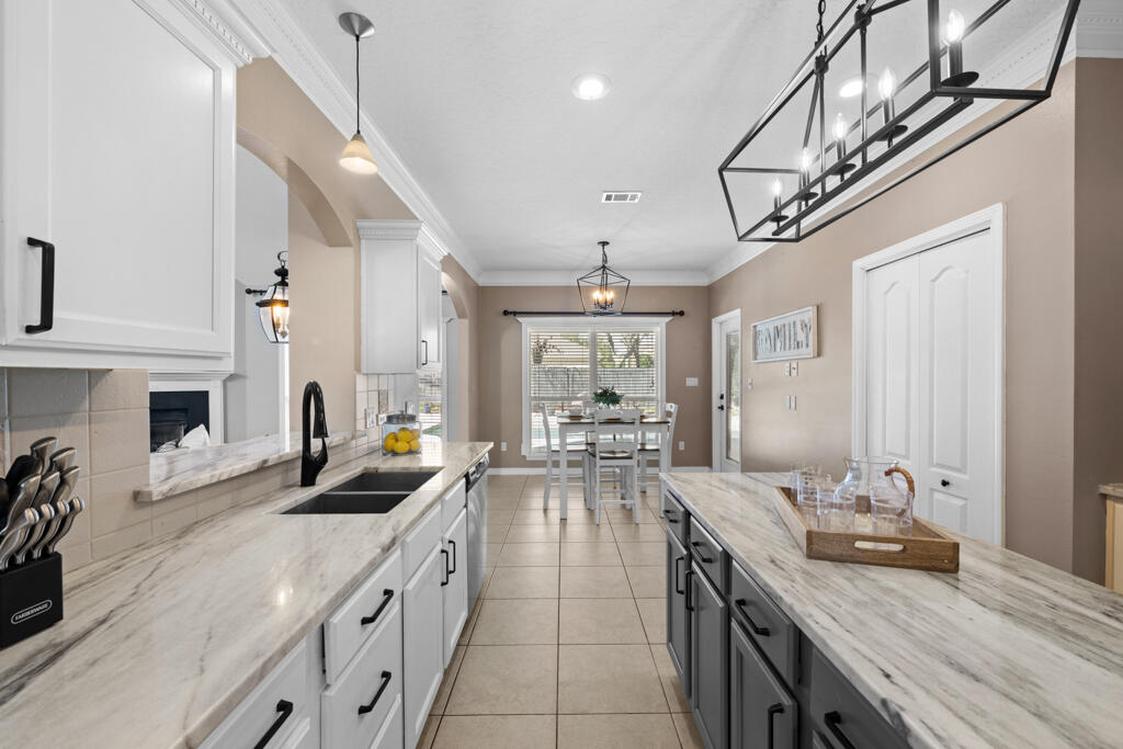 BRIDGEPORT COLONY - Residential