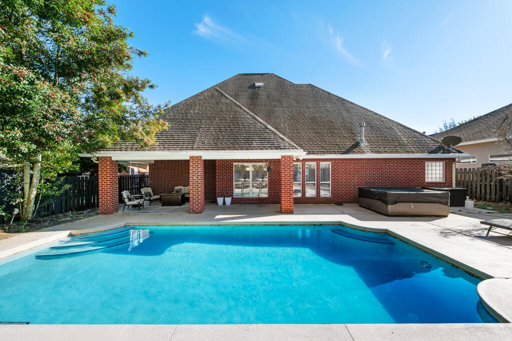 BRIDGEPORT COLONY - Residential