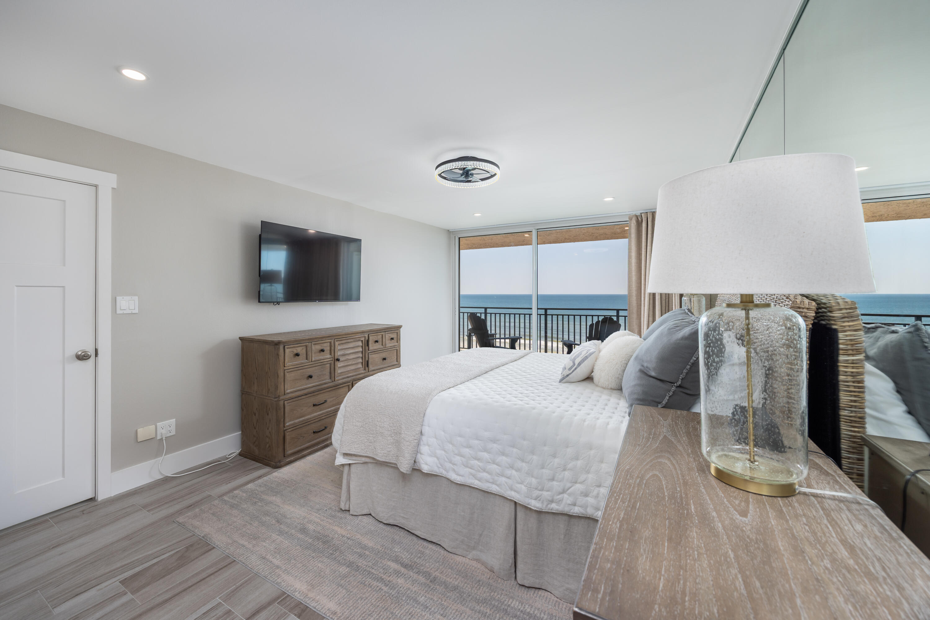 BREAKERS OF FWB PH 1 - Residential