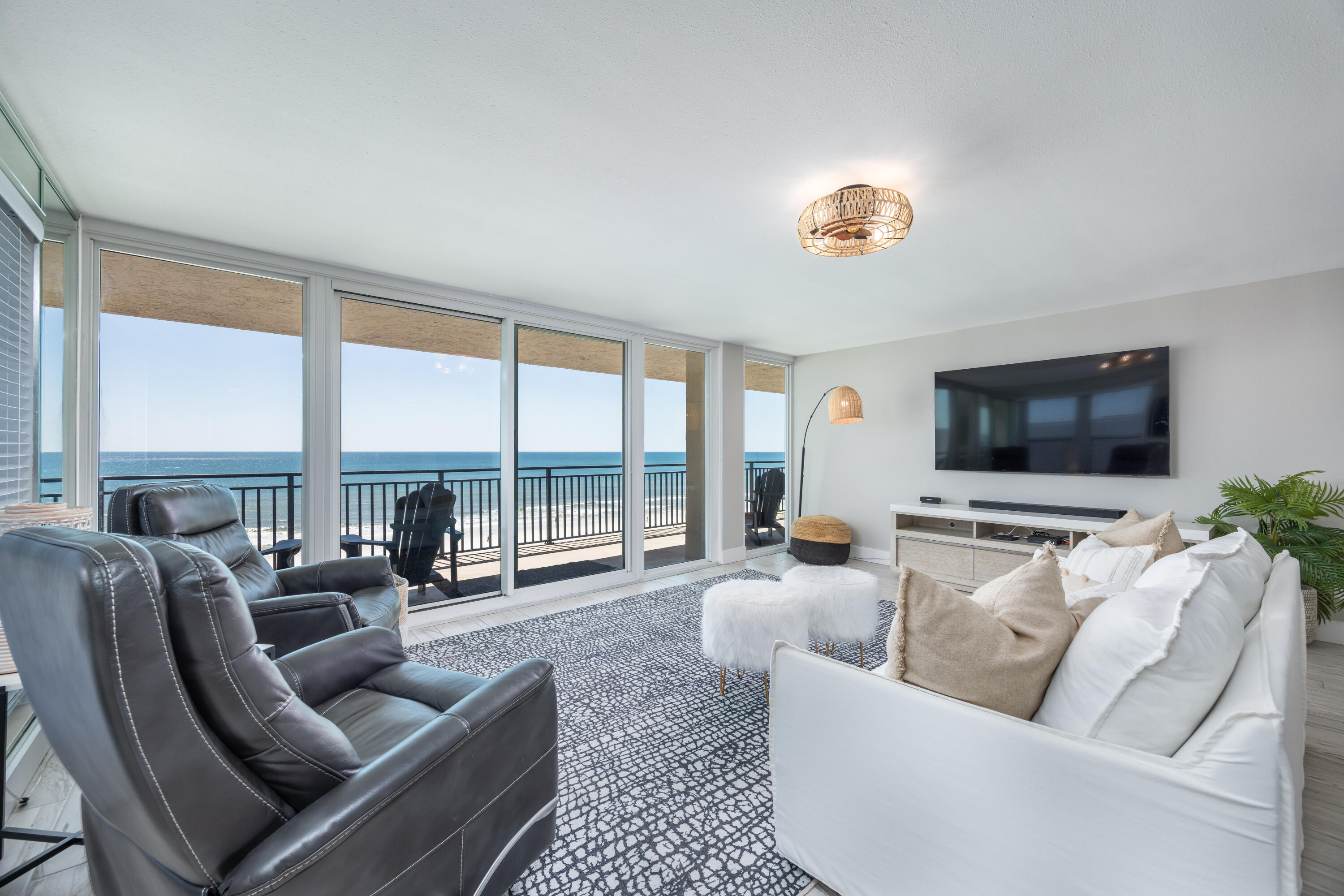 BREAKERS OF FWB PH 1 - Residential