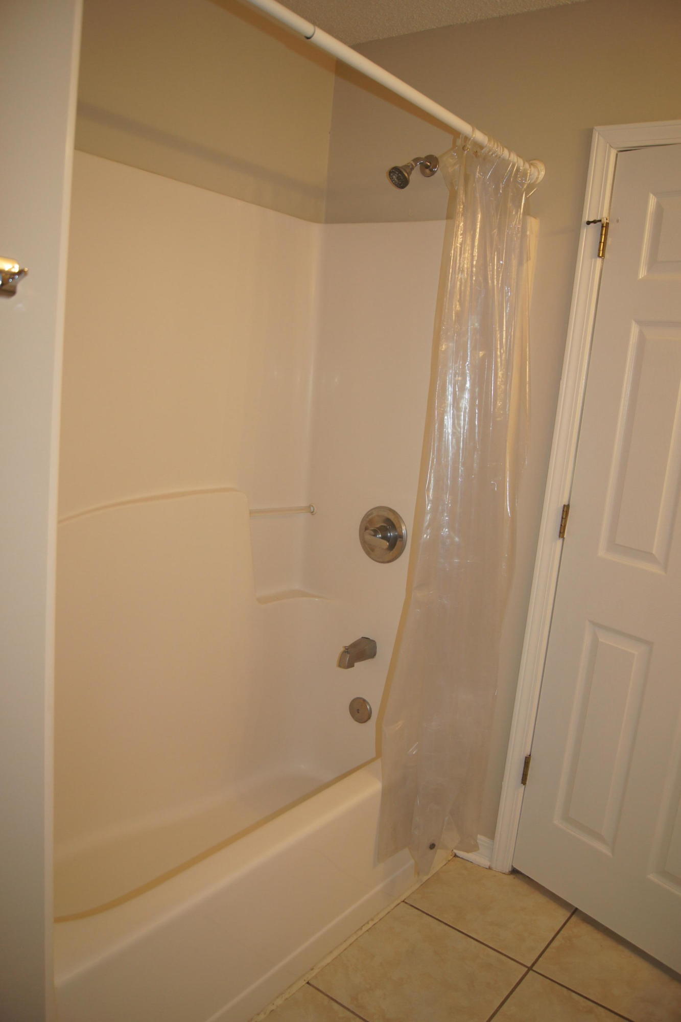 SHANYN TAYLOR OAKS - Residential