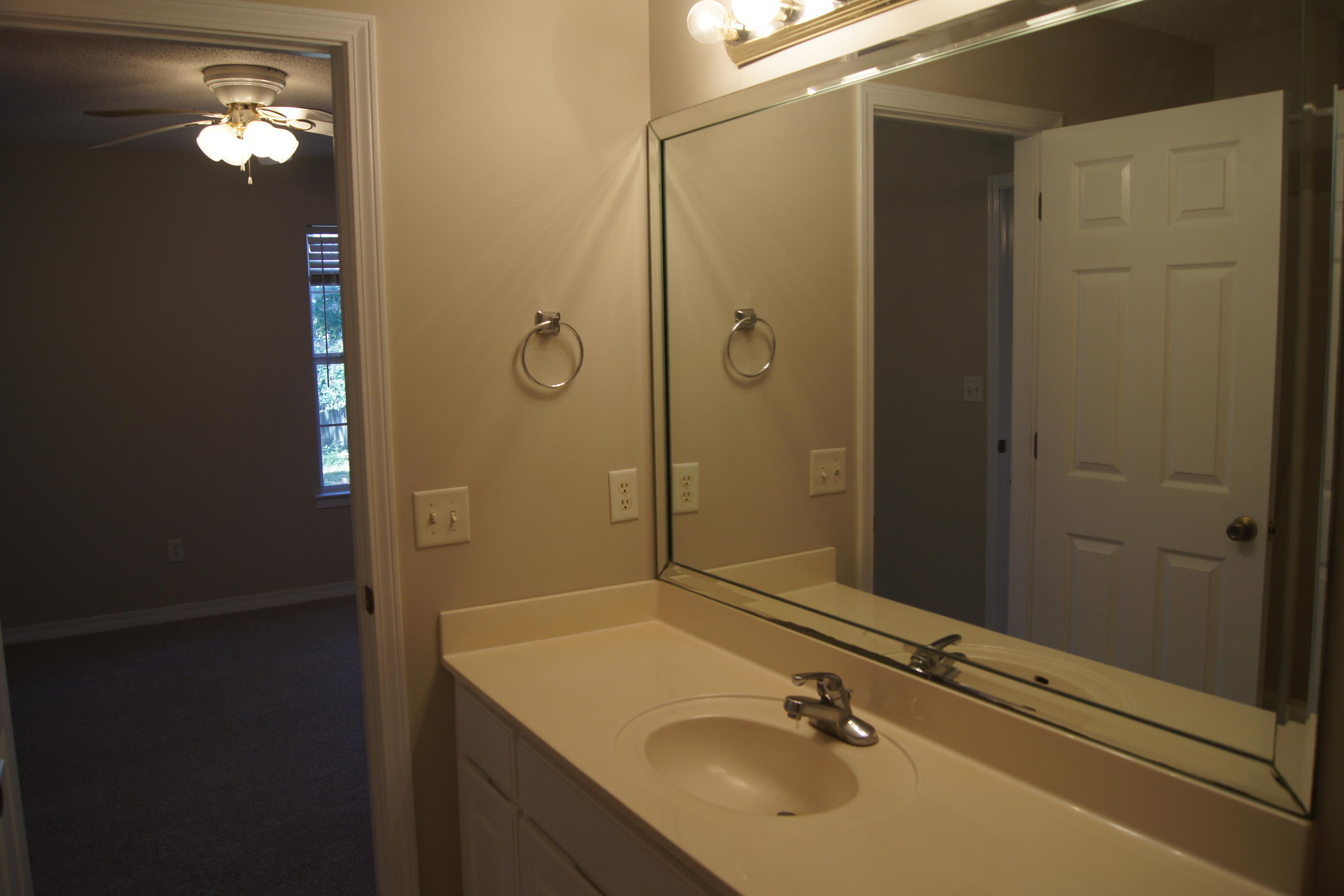 SHANYN TAYLOR OAKS - Residential