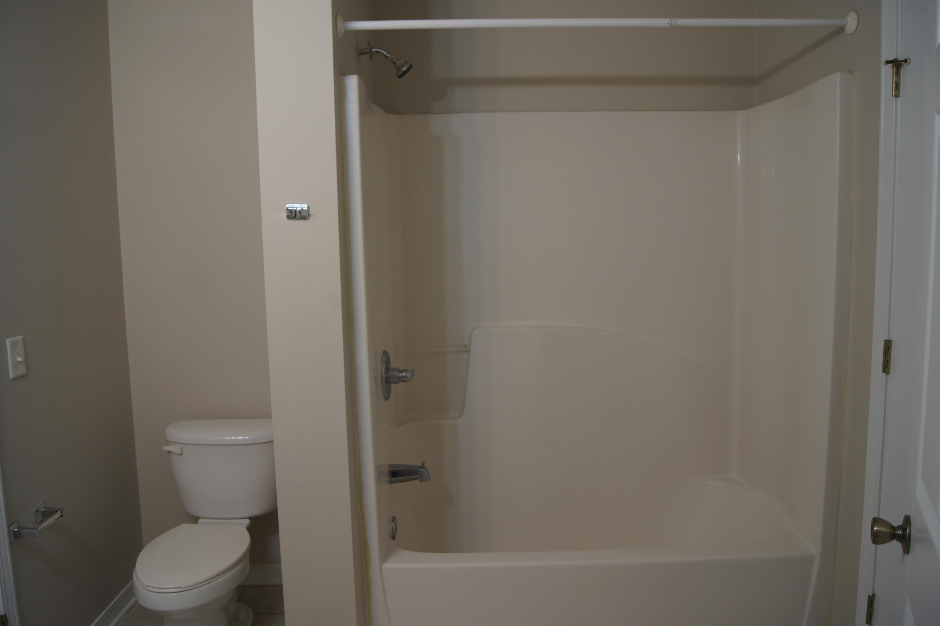 SHANYN TAYLOR OAKS - Residential