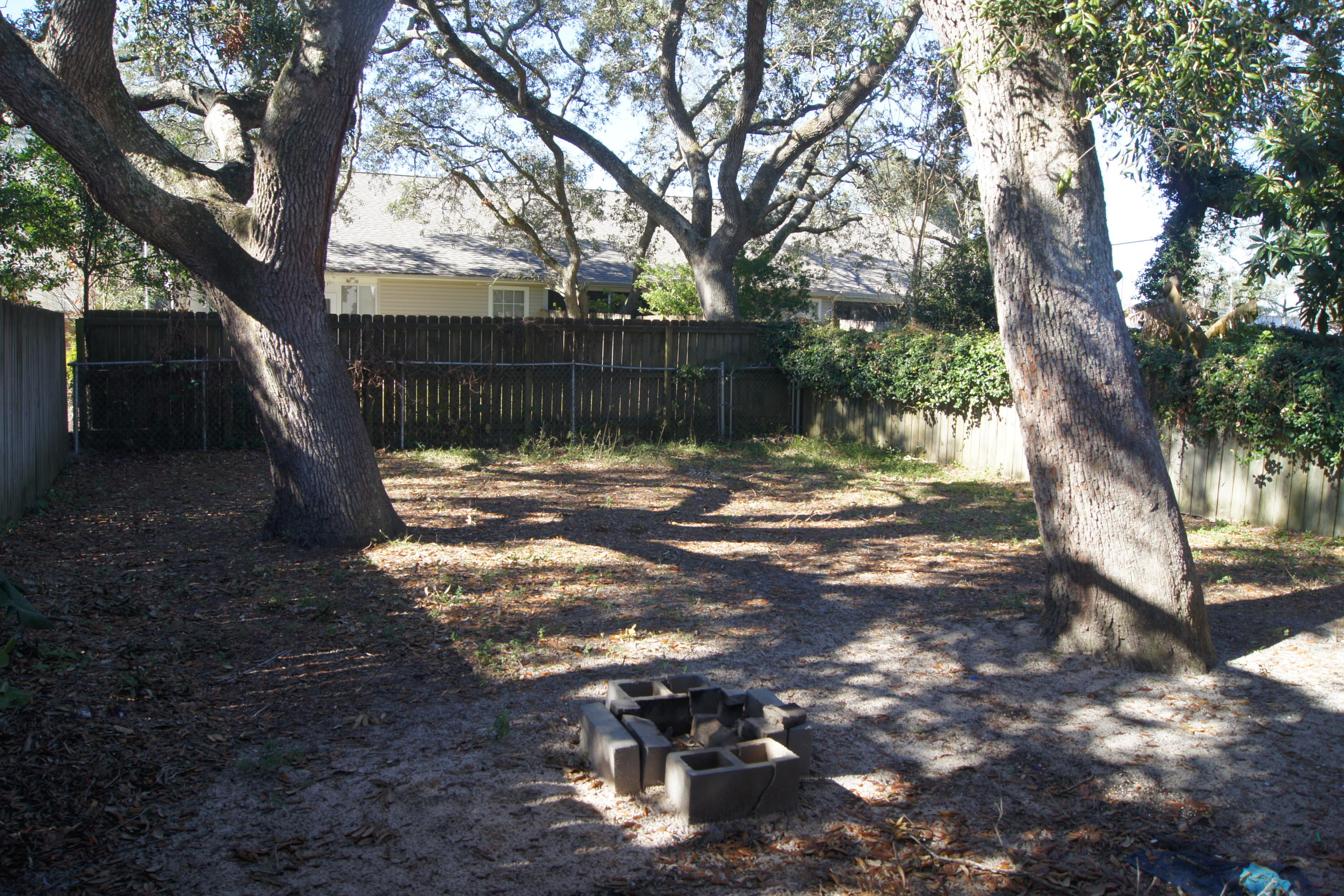 SHANYN TAYLOR OAKS - Residential