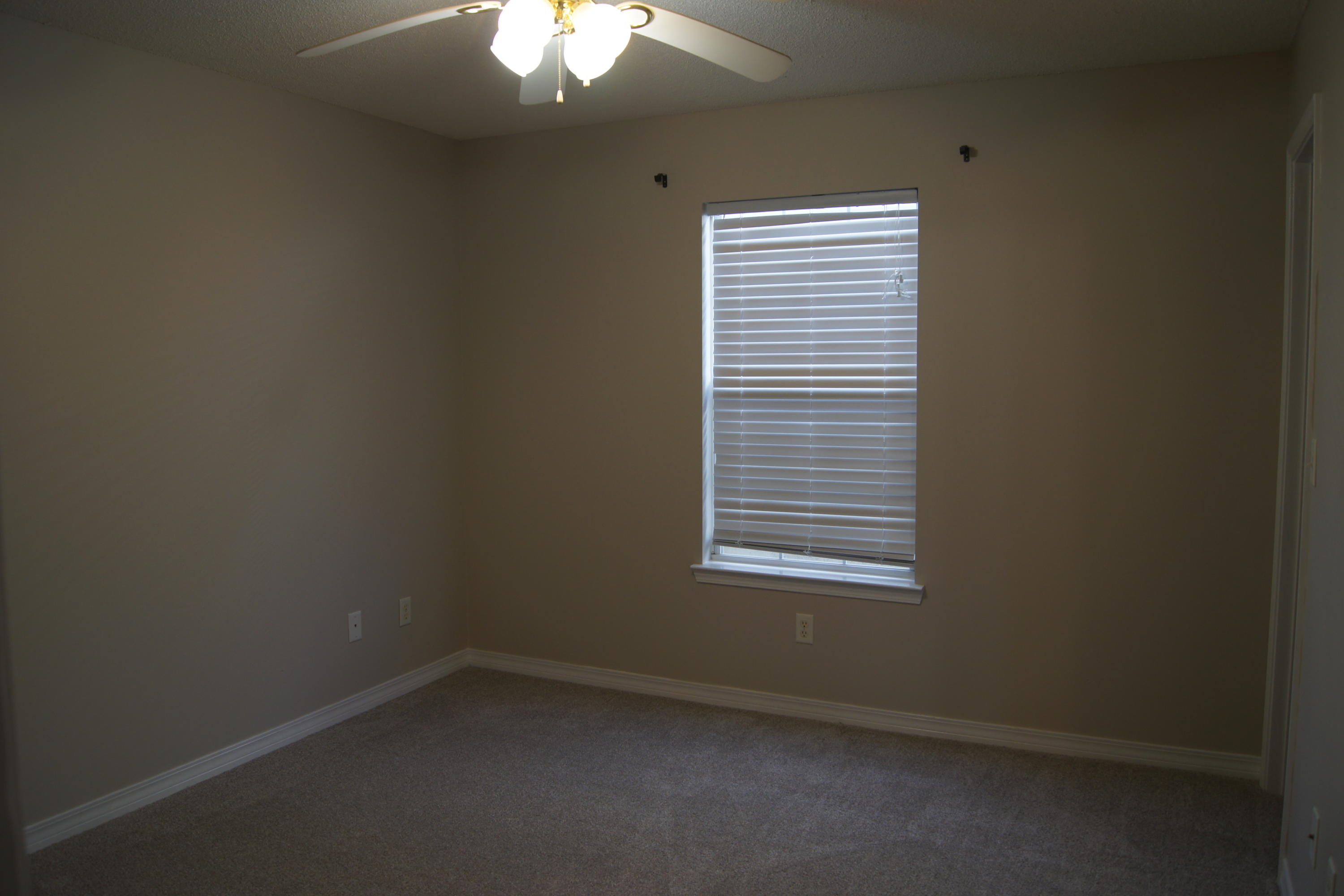 SHANYN TAYLOR OAKS - Residential