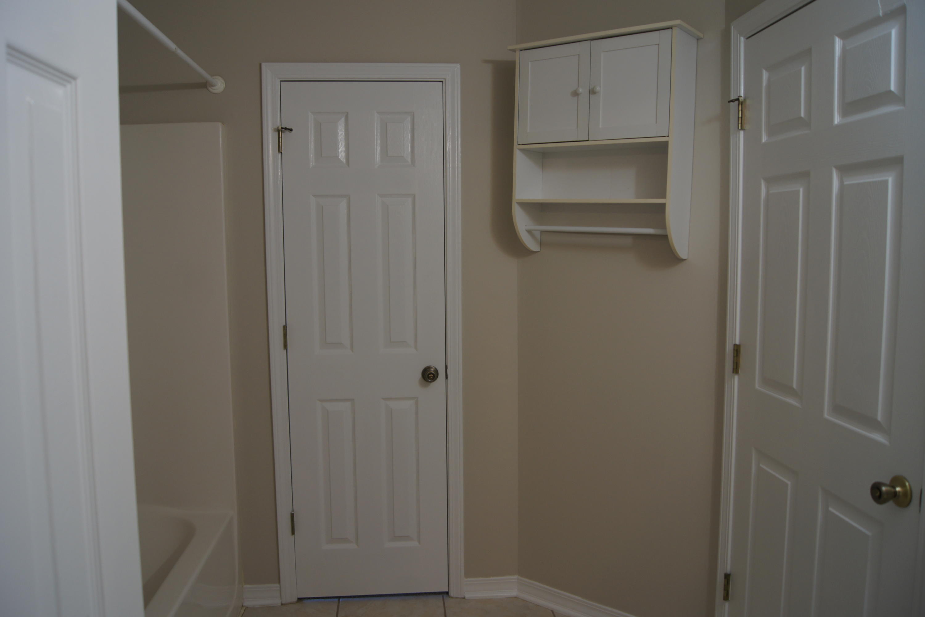 SHANYN TAYLOR OAKS - Residential