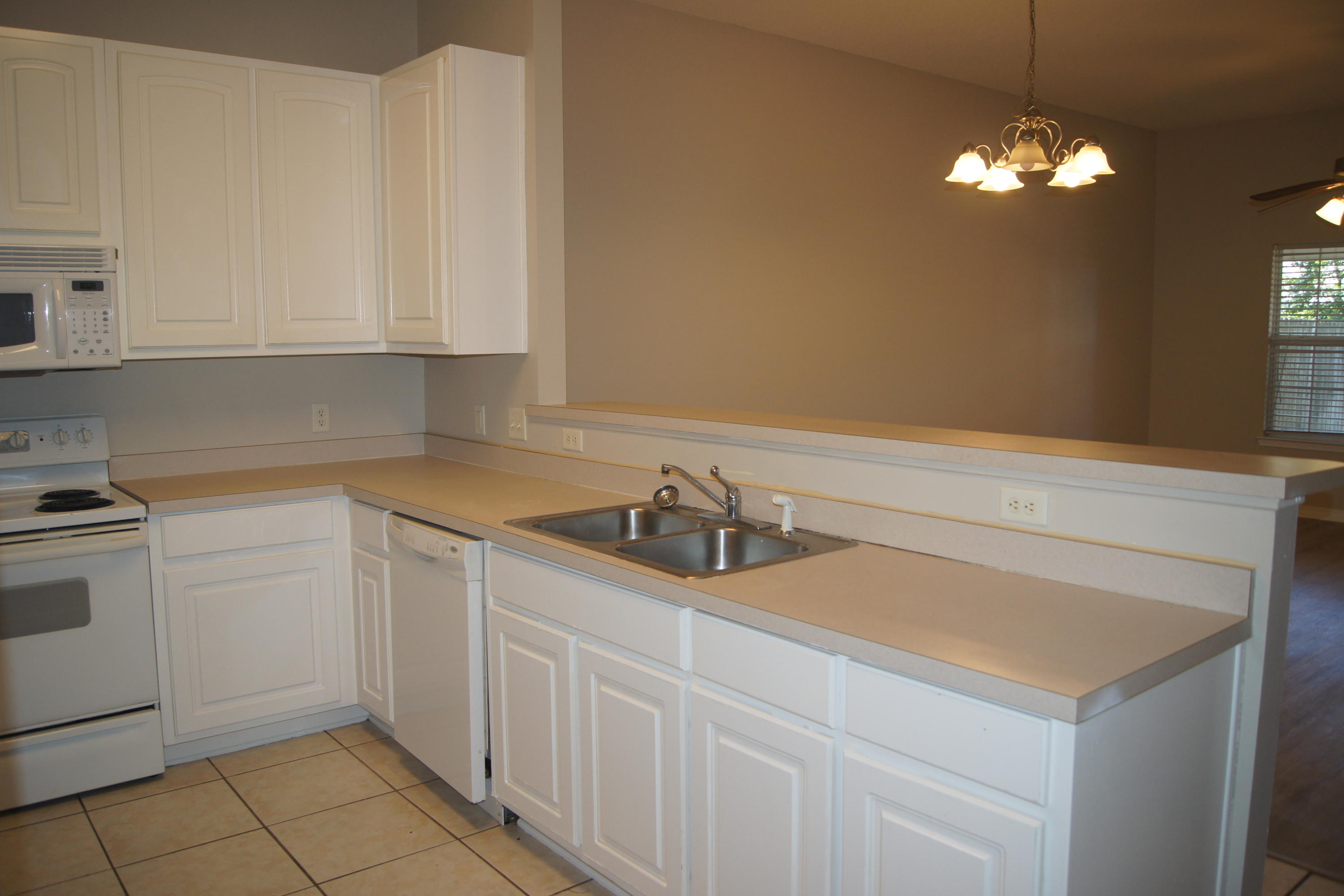 SHANYN TAYLOR OAKS - Residential