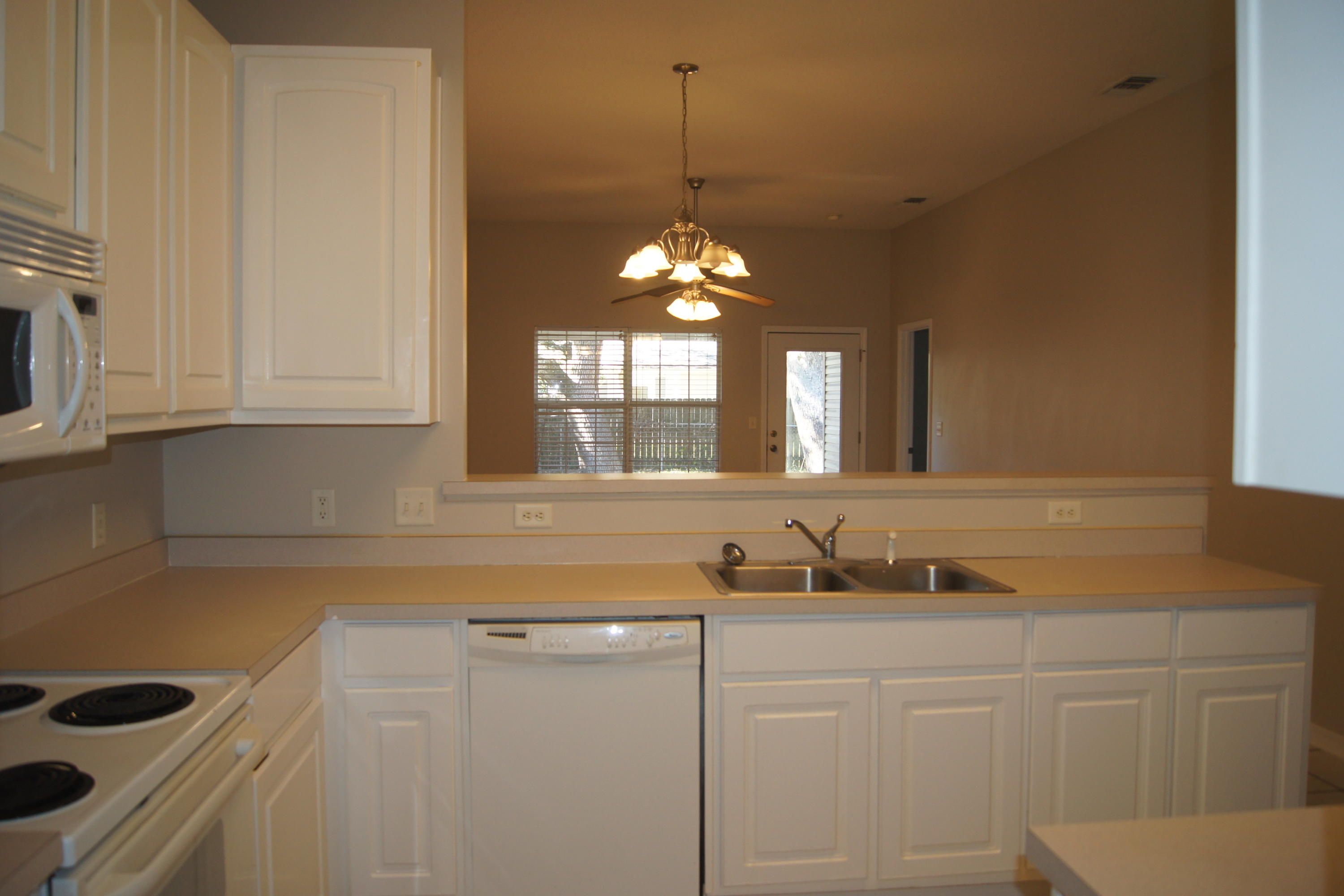 SHANYN TAYLOR OAKS - Residential