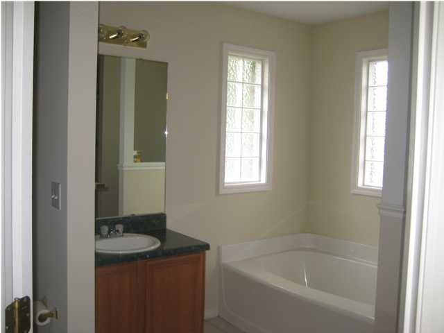 RIVERCHASE S/D PH 2 - Residential Lease