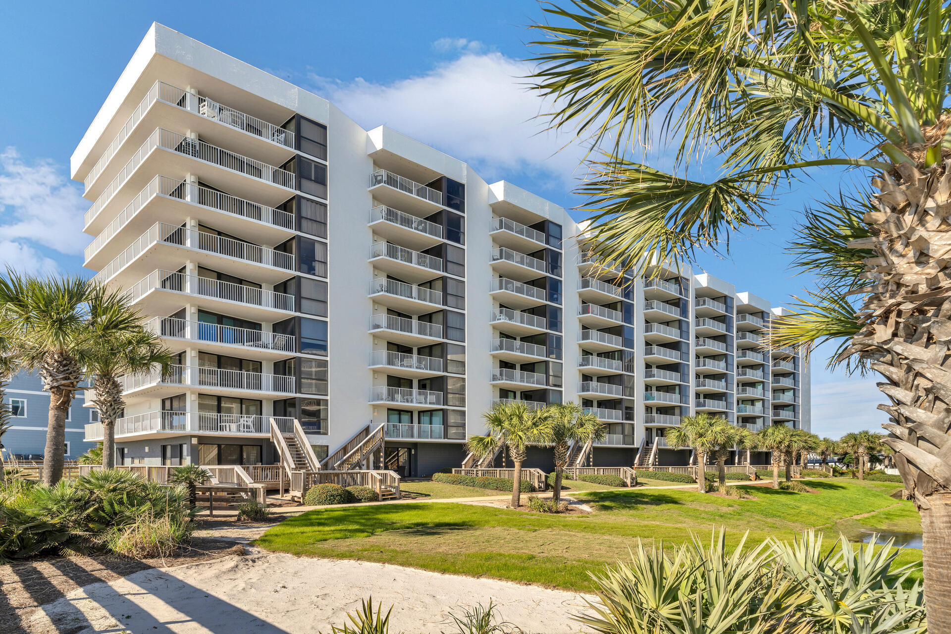 MAINSAIL CONDO PH 4 - Residential