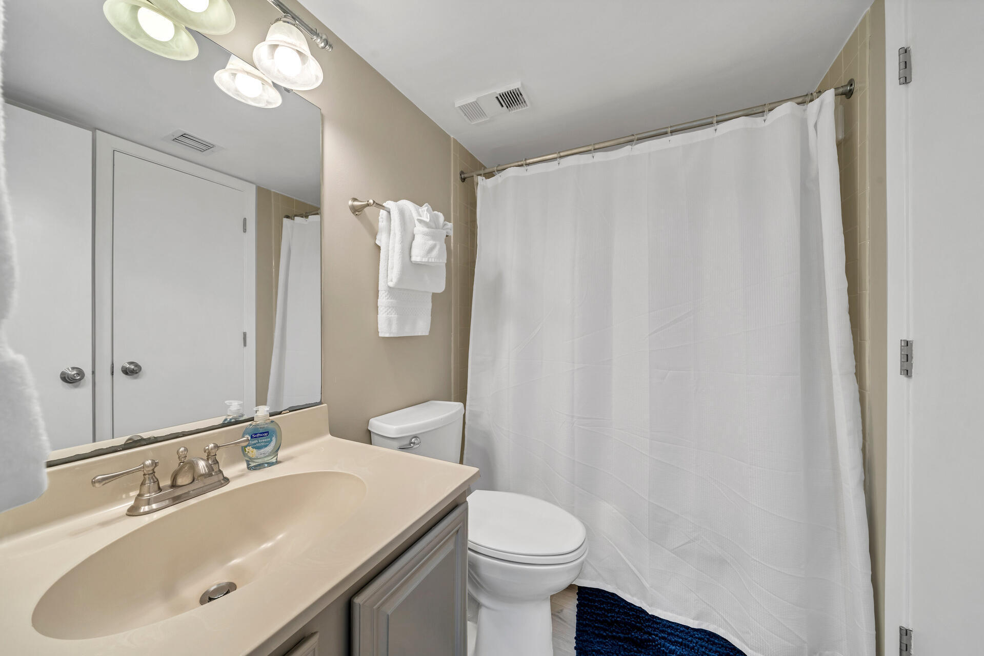 MAINSAIL CONDO PH 4 - Residential