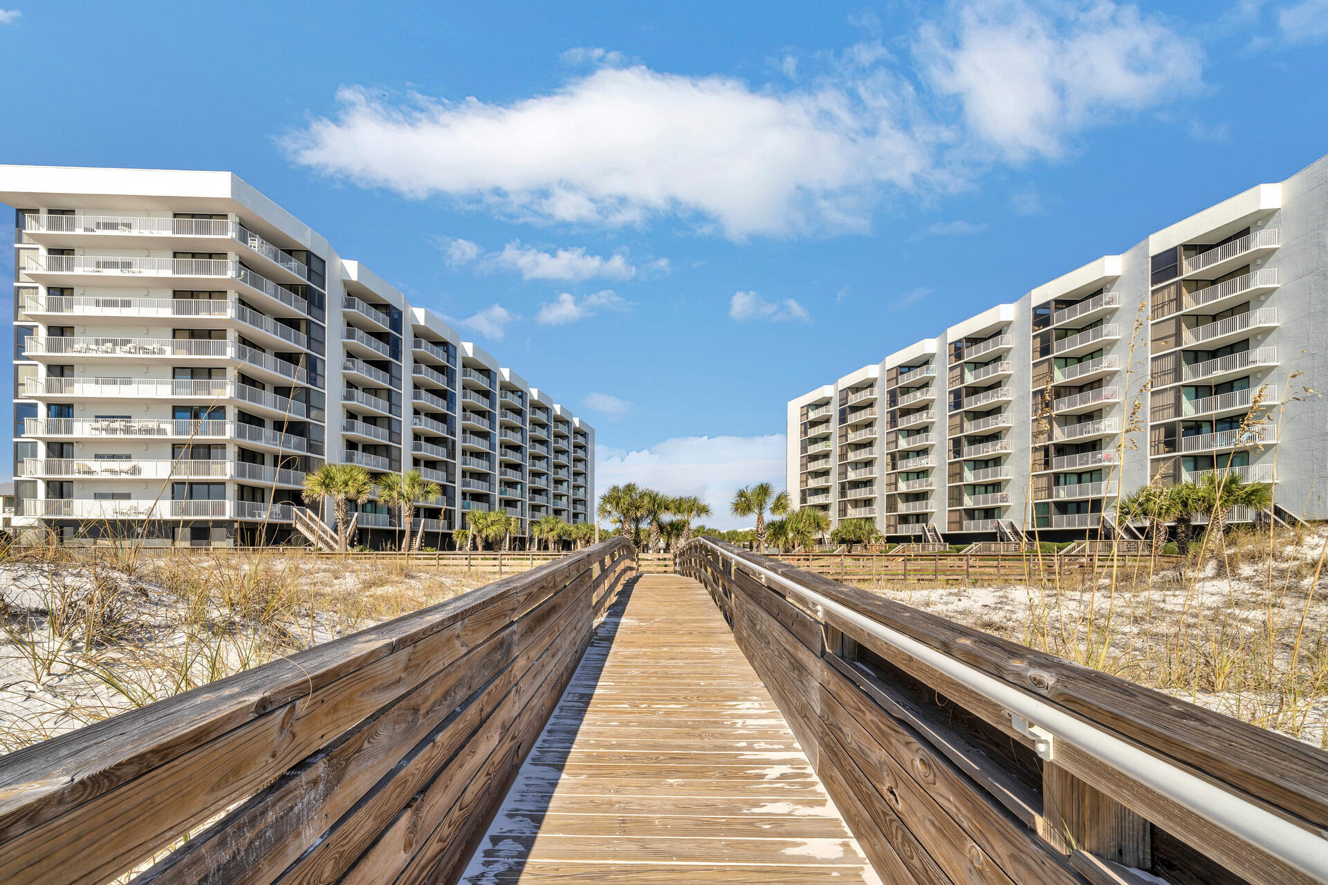 MAINSAIL CONDO PH 4 - Residential
