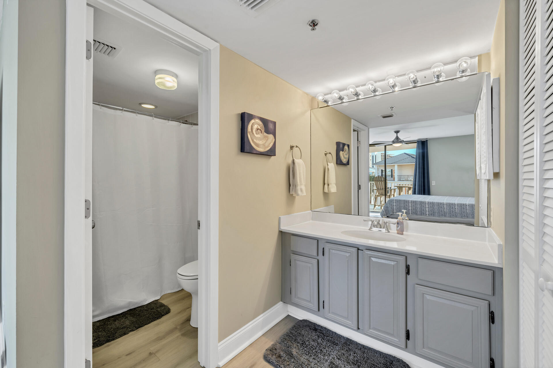 MAINSAIL CONDO PH 4 - Residential