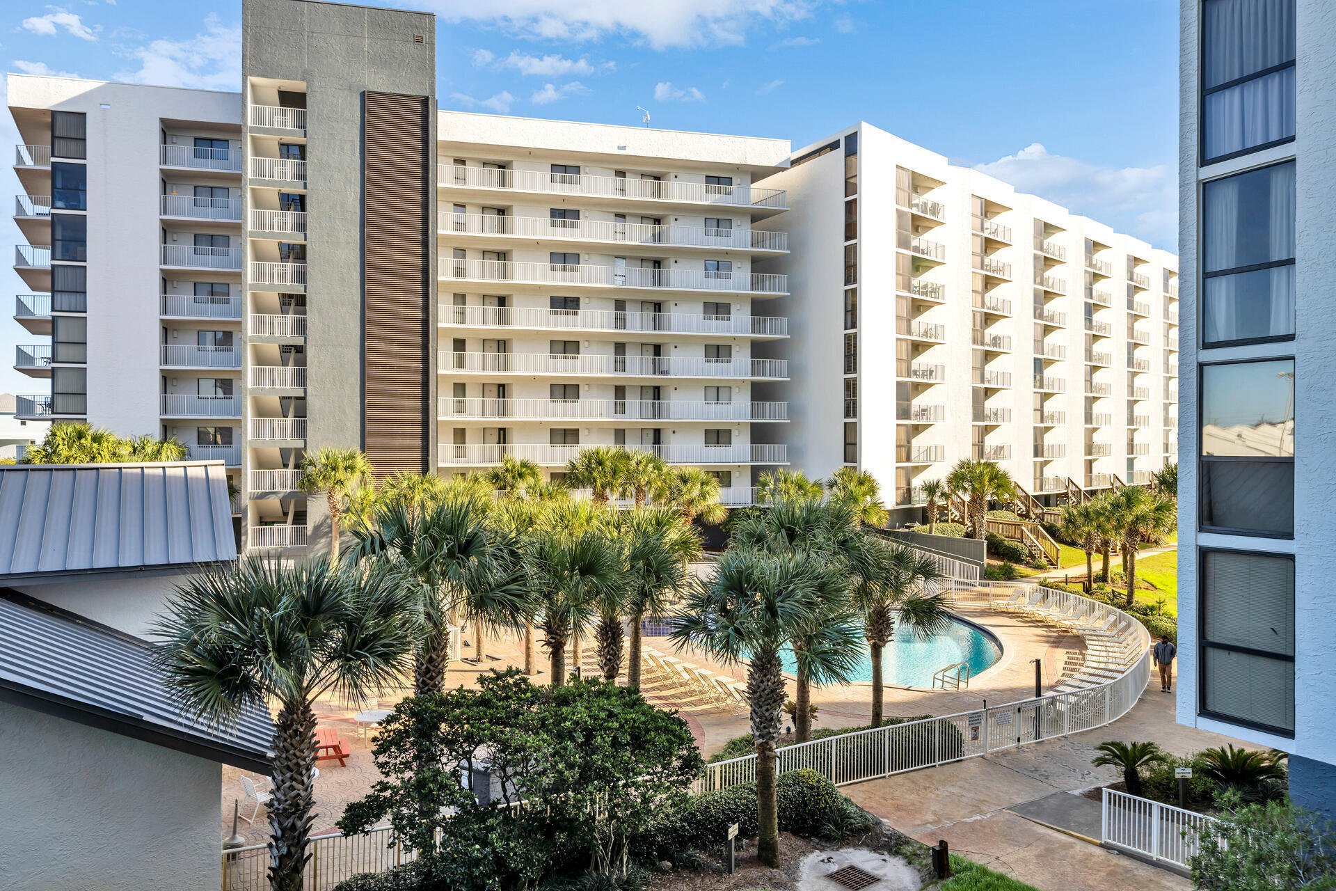 MAINSAIL CONDO PH 4 - Residential